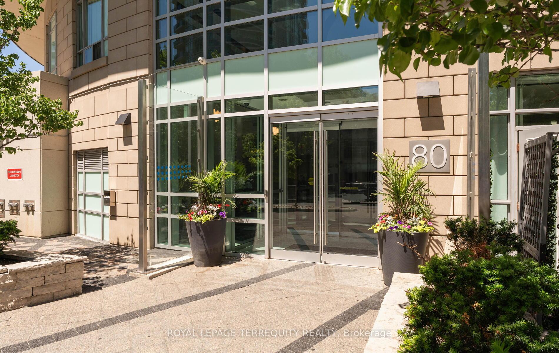 Photo 3 of Unit 406, 80 Absolute Avenue, Mississauga, City Centre — HOMEH