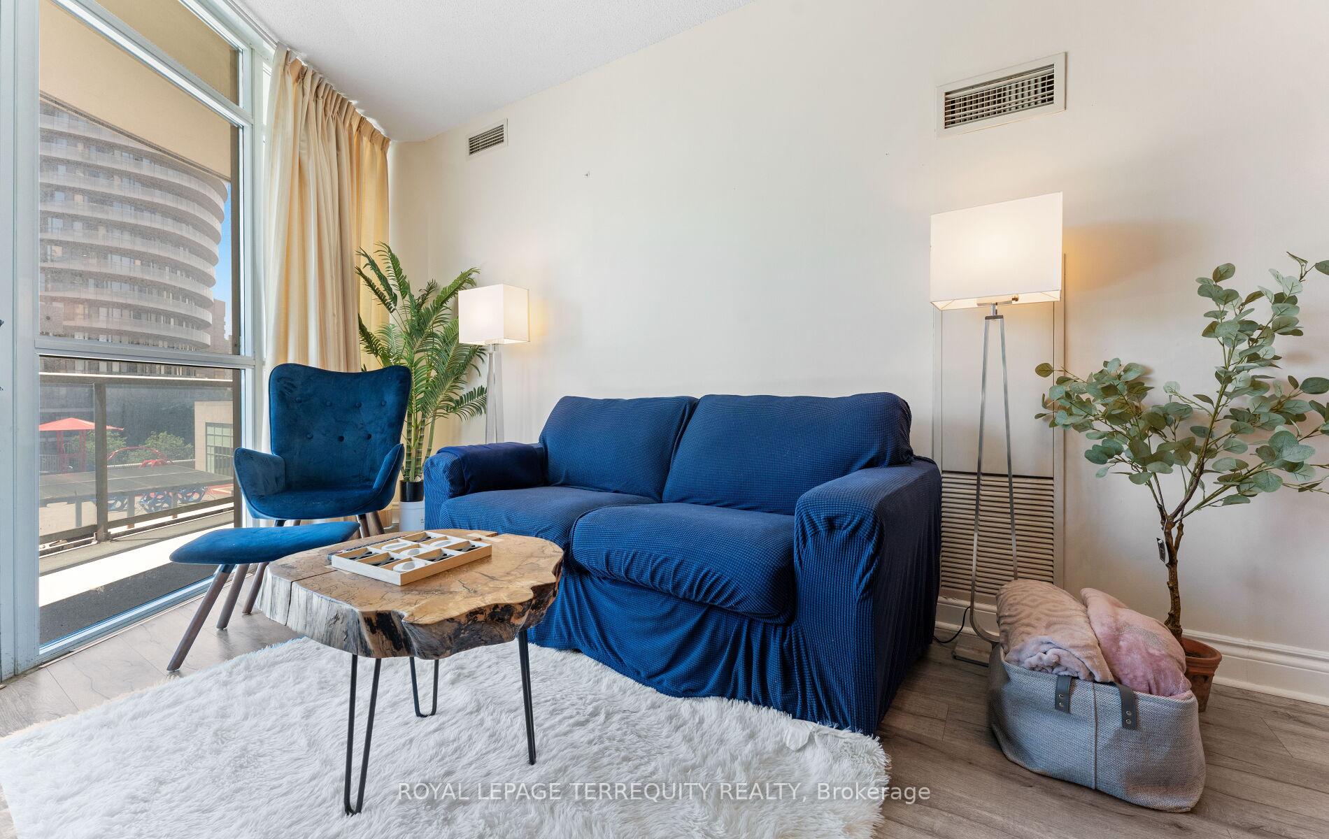 Photo 12 of Unit 406, 80 Absolute Avenue, Mississauga, City Centre — HOMEH