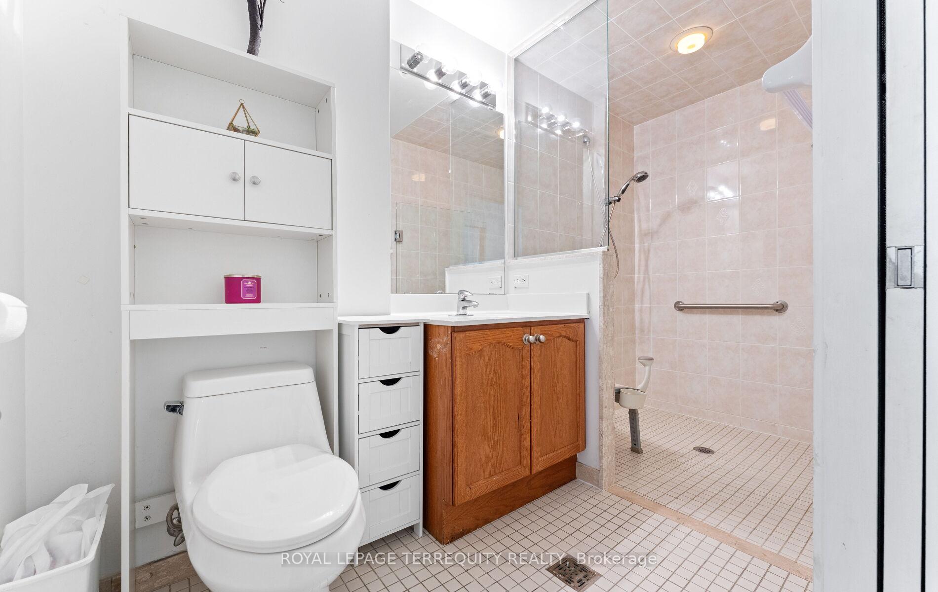 Photo 21 of Unit 406, 80 Absolute Avenue, Mississauga, City Centre — HOMEH