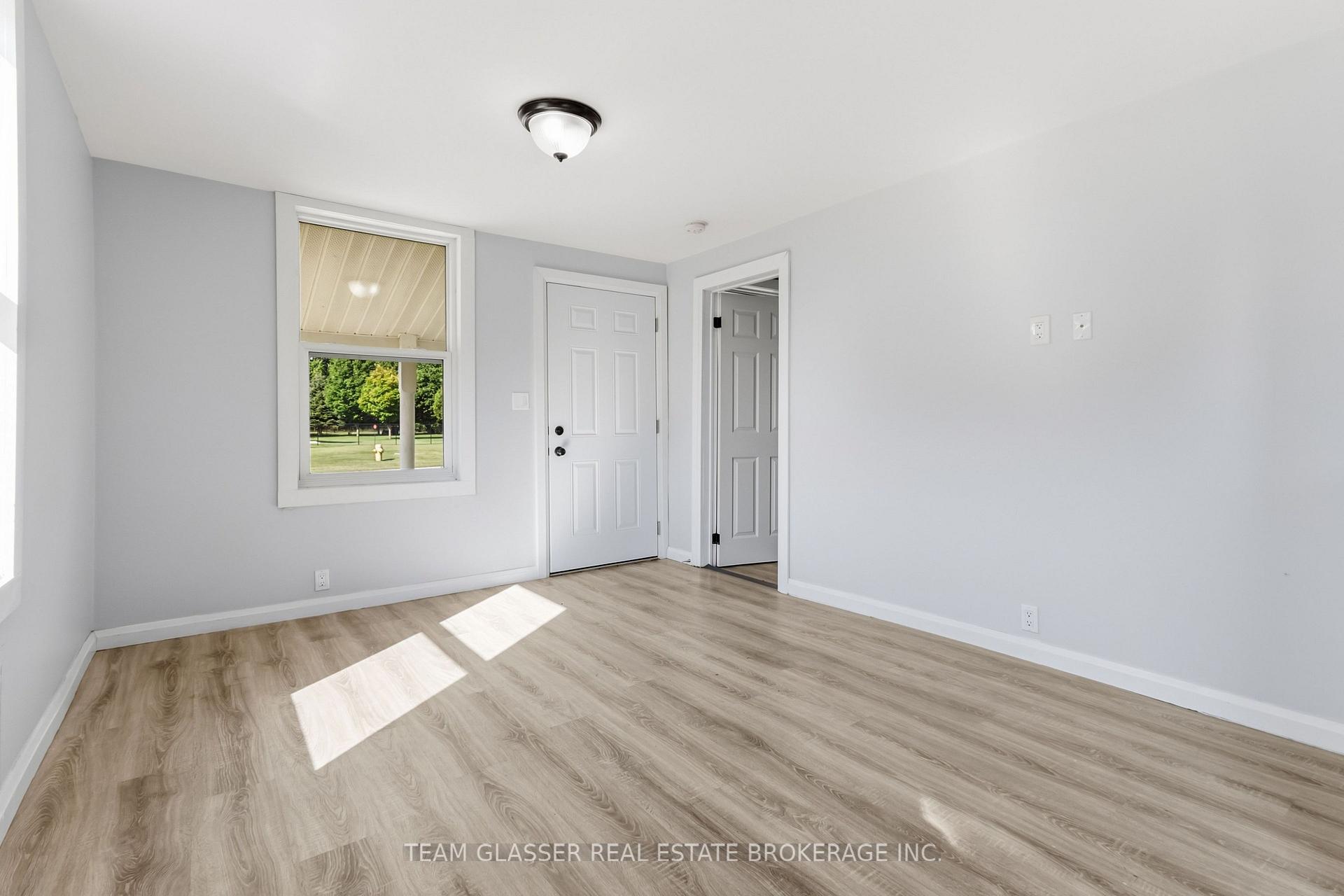 Photo 8 of 34 Broadway Street, Newbury — HOMEH