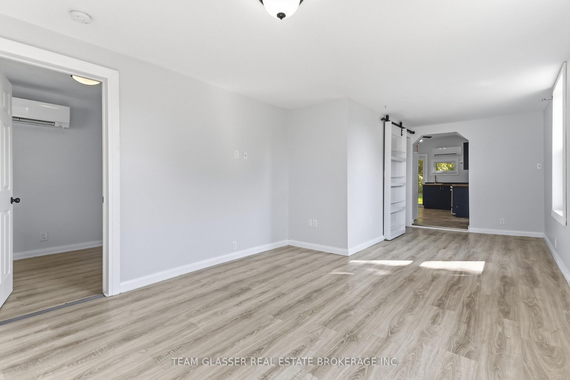 Photo 9 of 34 Broadway Street, Newbury — HOMEH