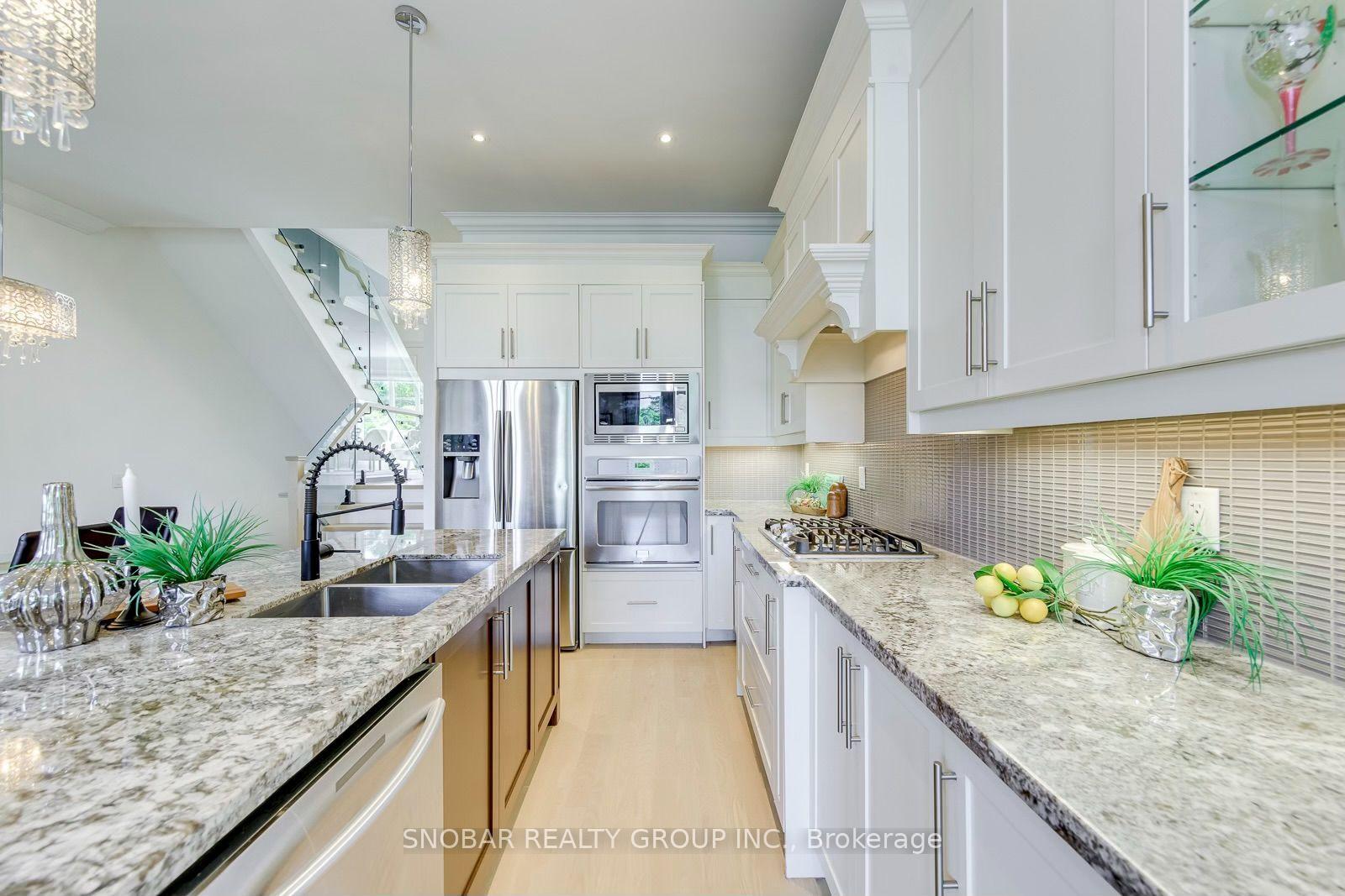 Photo 9 of 58B Thirty Second Street W, Etobicoke, Long Branch — HOMEH