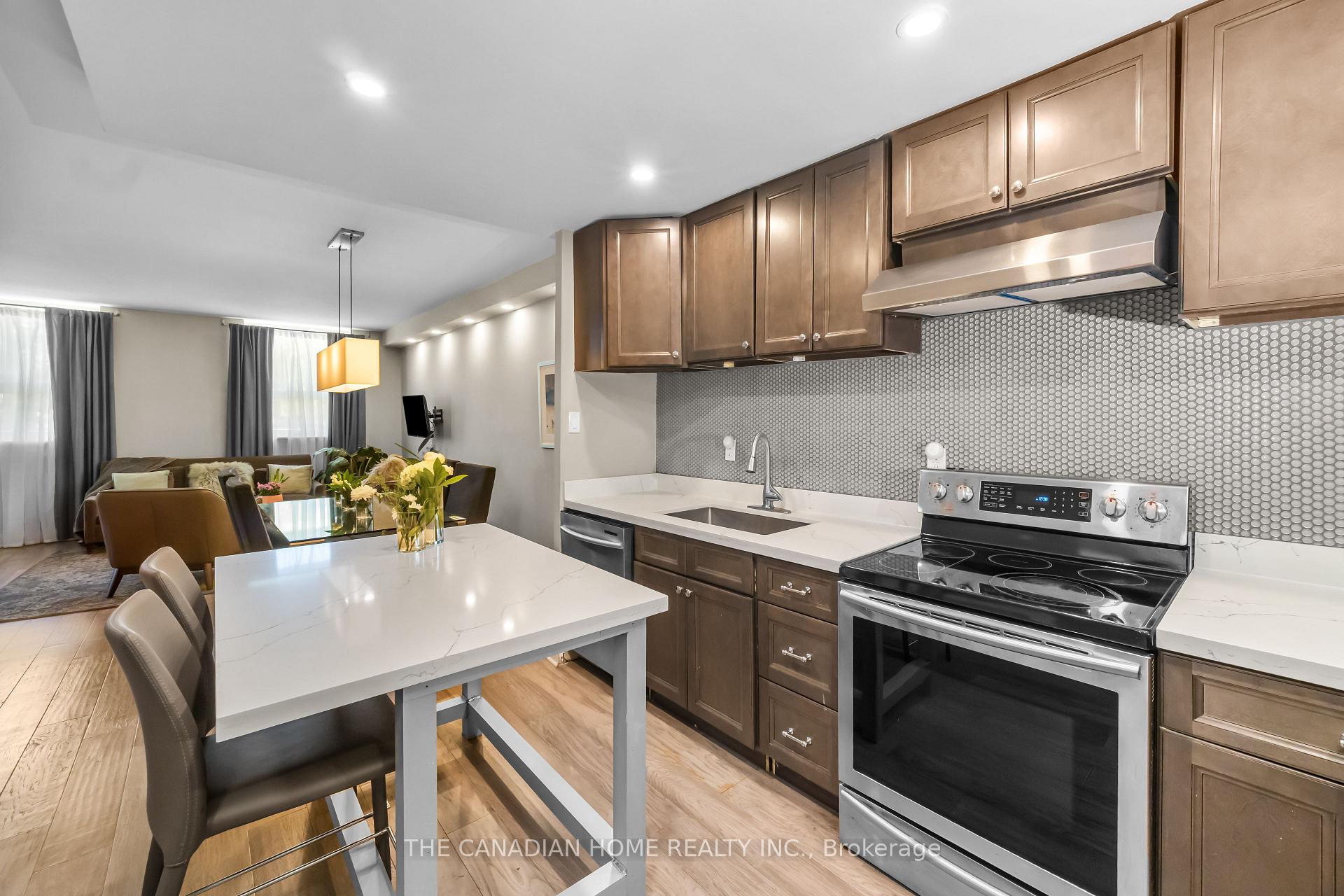 Photo 13 of Unit 103, 4 Lisa Street, Brampton, Queen Street Corridor — HOMEH