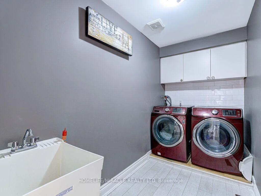 Photo 21 of 5437 Royal Aberdeen Drive, Mississauga, Hurontario — HOMEH