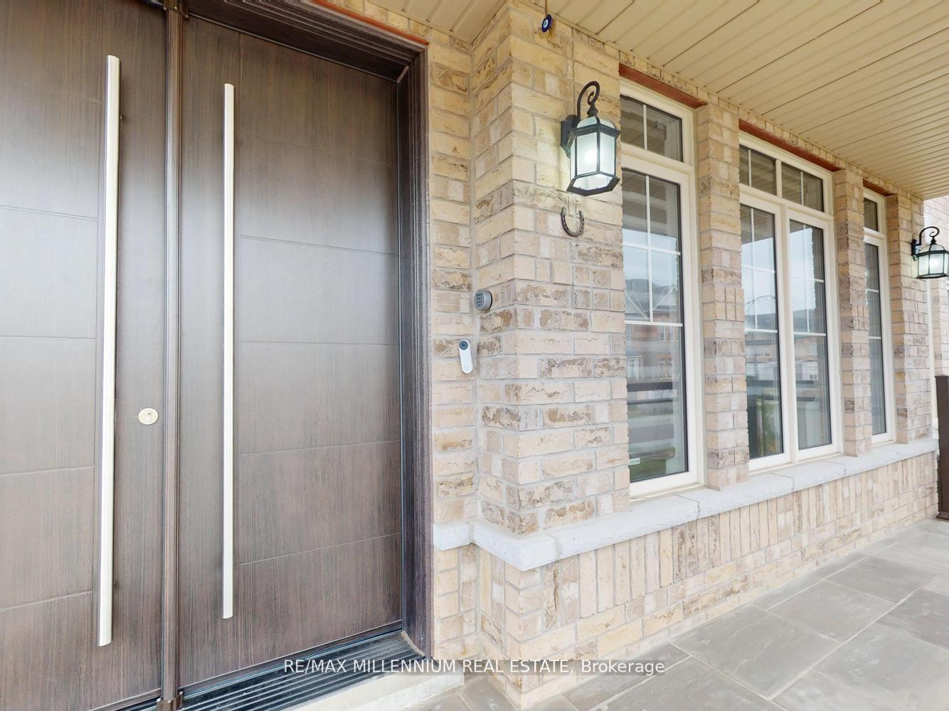 Photo 3 of 51 Kincardine Street, Vaughan, Kleinburg — HOMEH