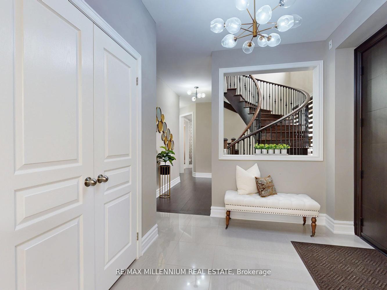 Photo 19 of 51 Kincardine Street, Vaughan, Kleinburg — HOMEH