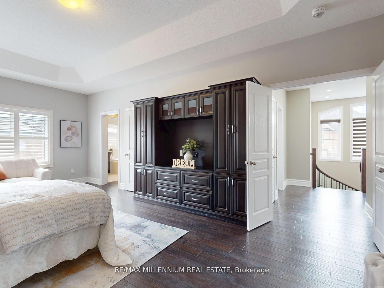 Photo 25 of 51 Kincardine Street, Vaughan, Kleinburg — HOMEH
