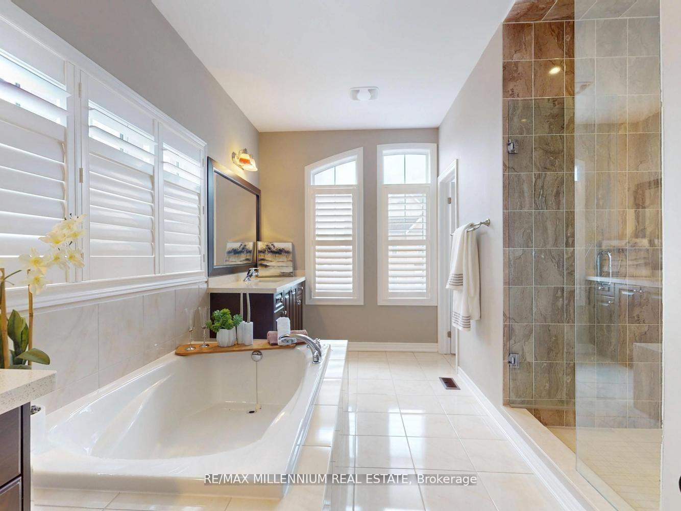 Photo 31 of 51 Kincardine Street, Vaughan, Kleinburg — HOMEH