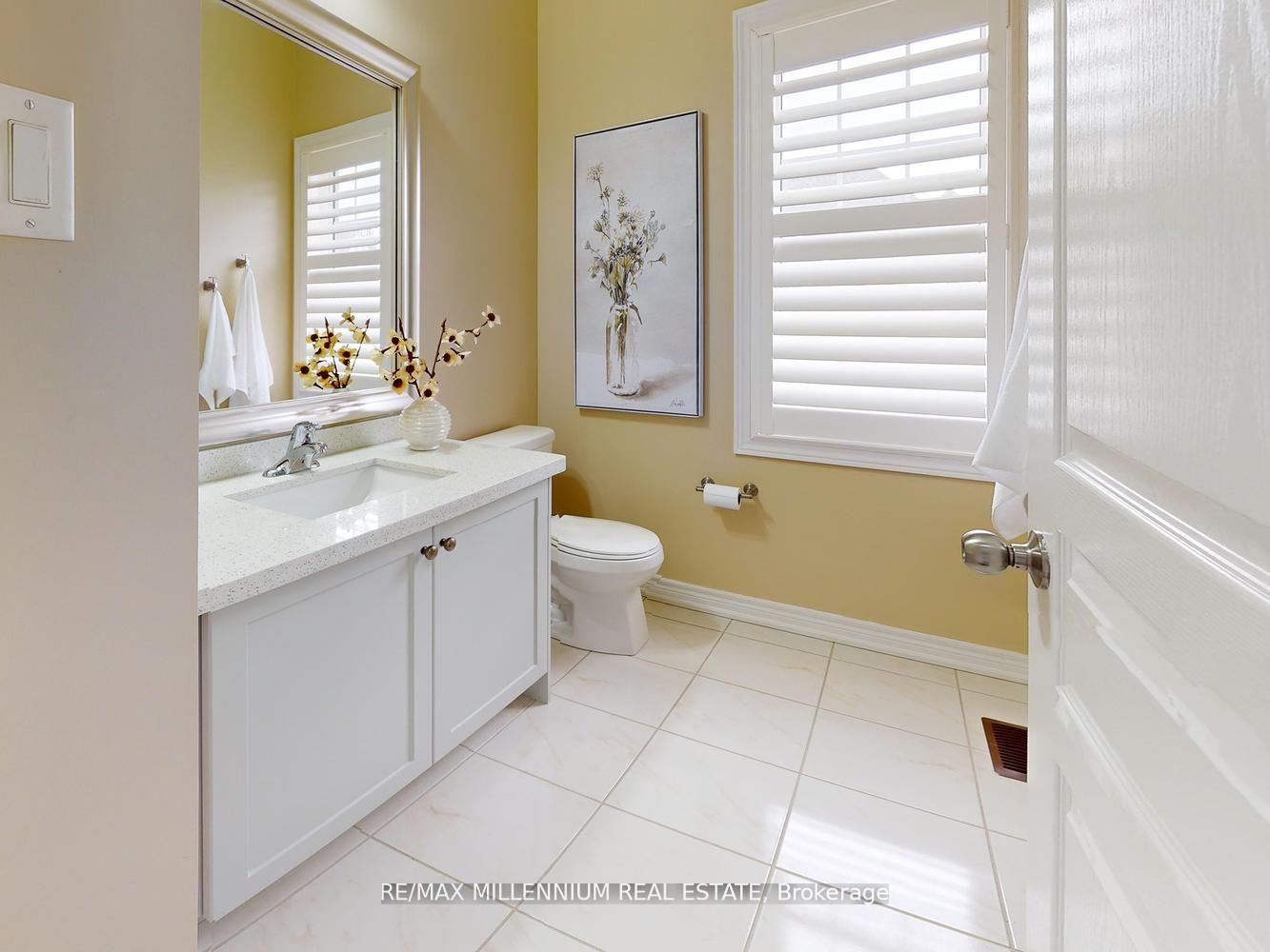 Photo 38 of 51 Kincardine Street, Vaughan, Kleinburg — HOMEH