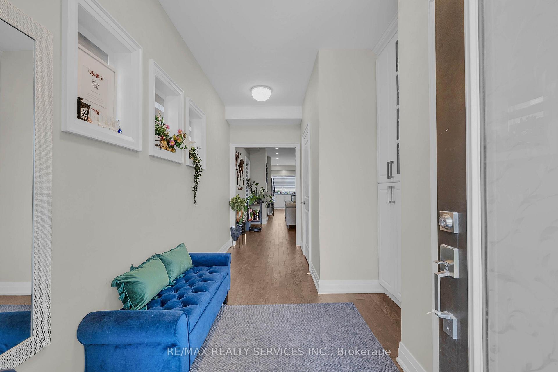 Photo 4 of 6 Lollard Way, Brampton, Bram West — HOMEH