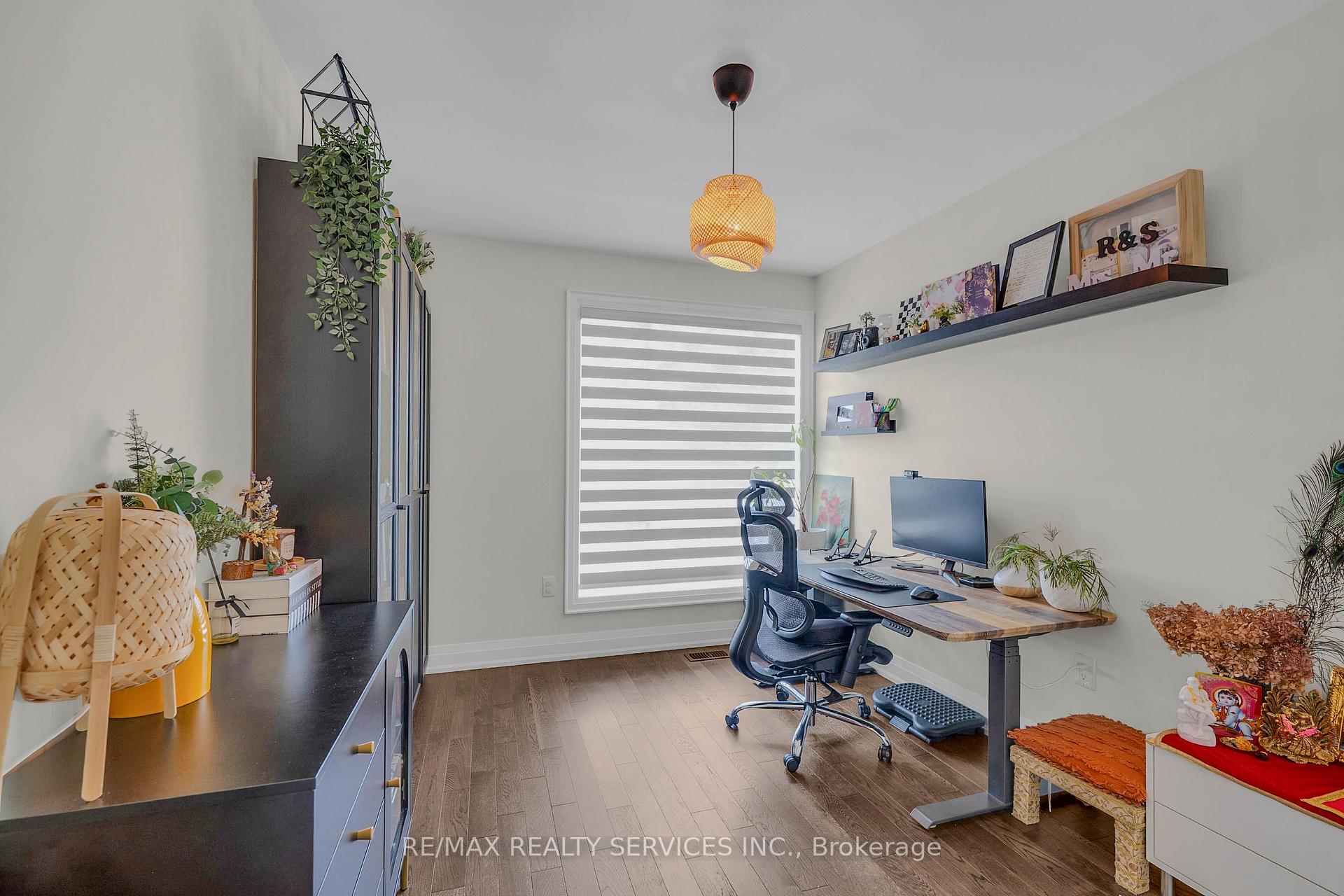 Photo 23 of 6 Lollard Way, Brampton, Bram West — HOMEH