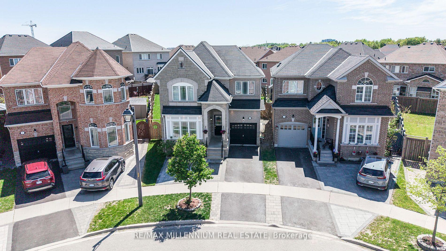 Photo 2 of 19 Bellotti Crescent, Ajax, Northeast Ajax — HOMEH