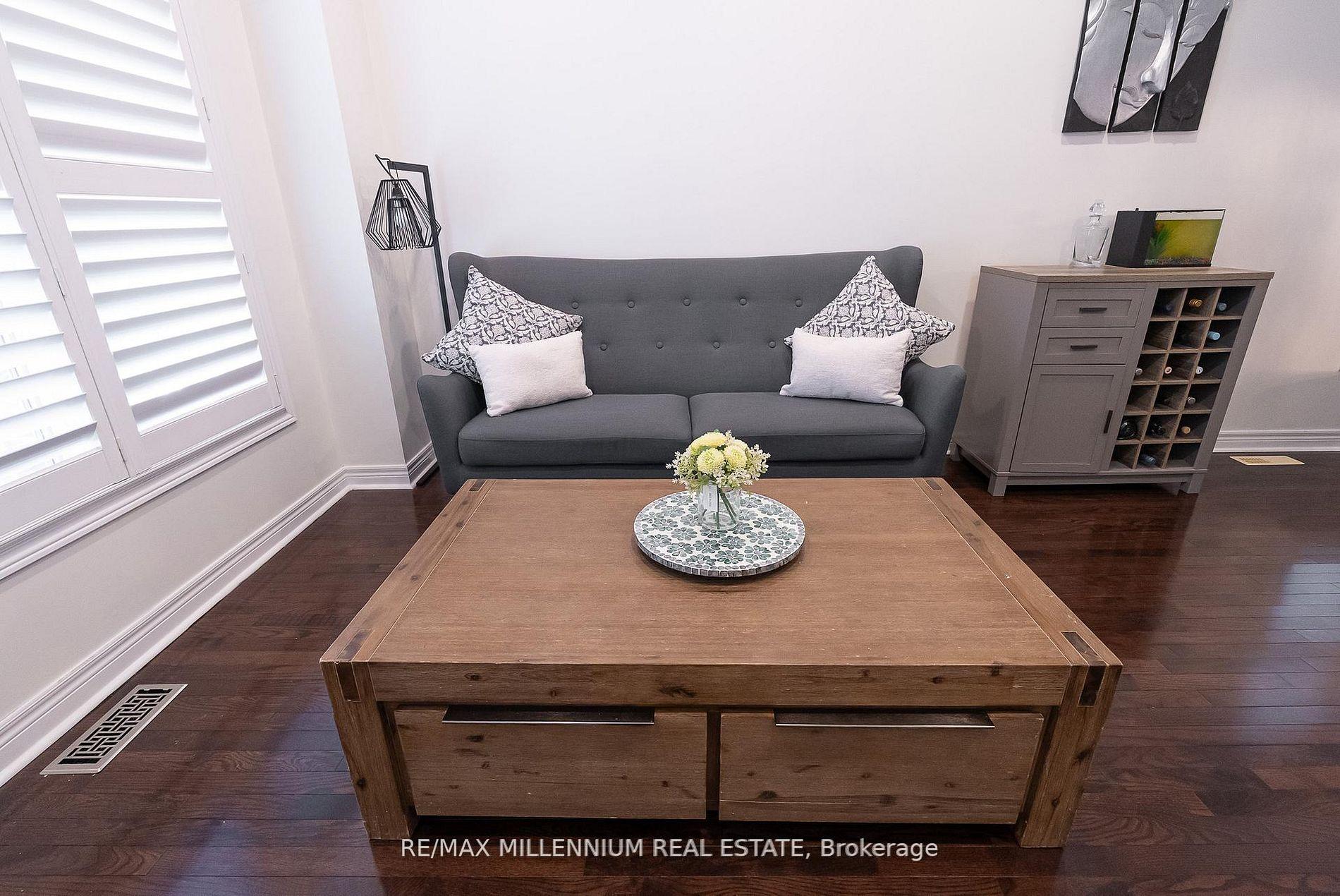 Photo 5 of 19 Bellotti Crescent, Ajax, Northeast Ajax — HOMEH