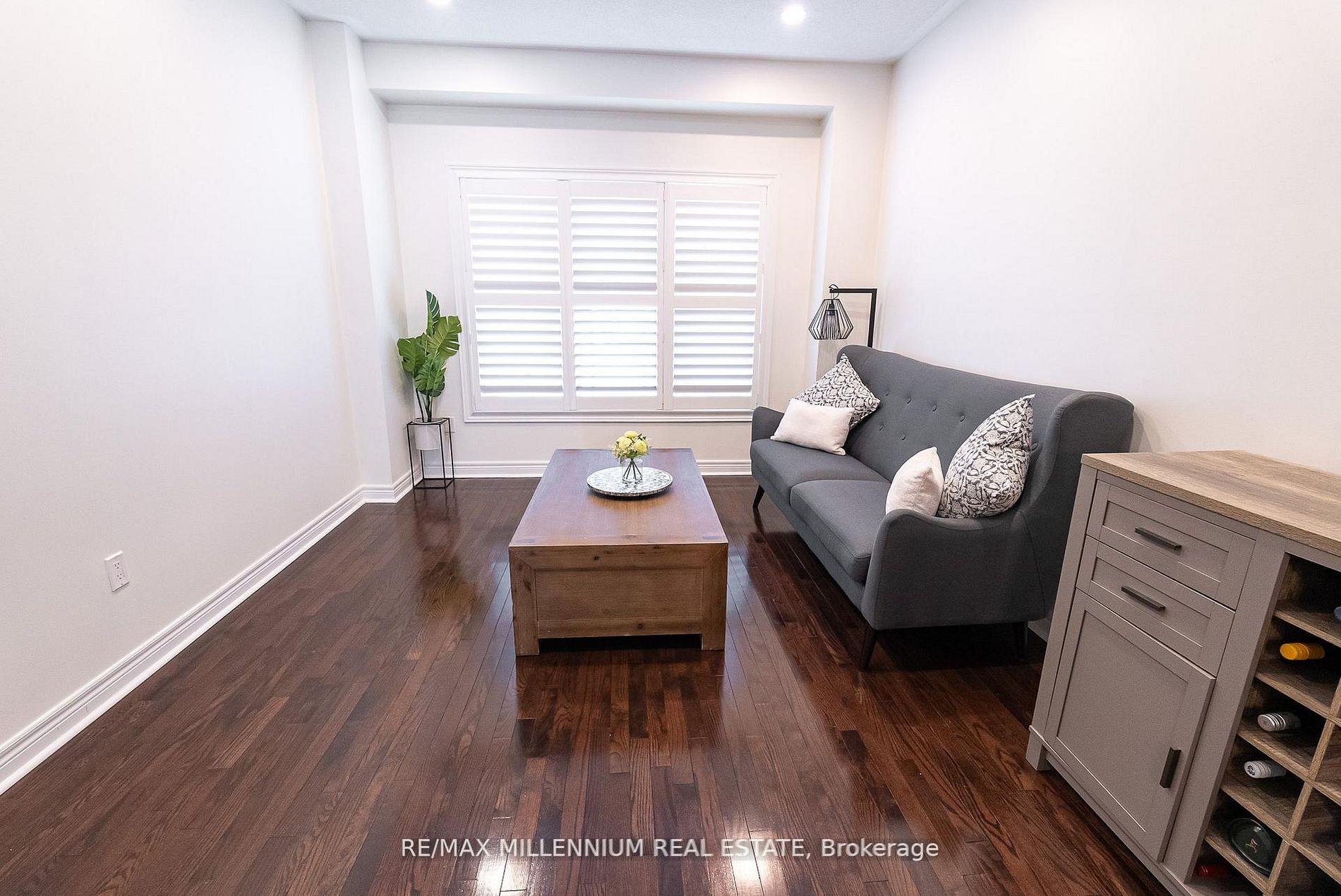 Photo 9 of 19 Bellotti Crescent, Ajax, Northeast Ajax — HOMEH