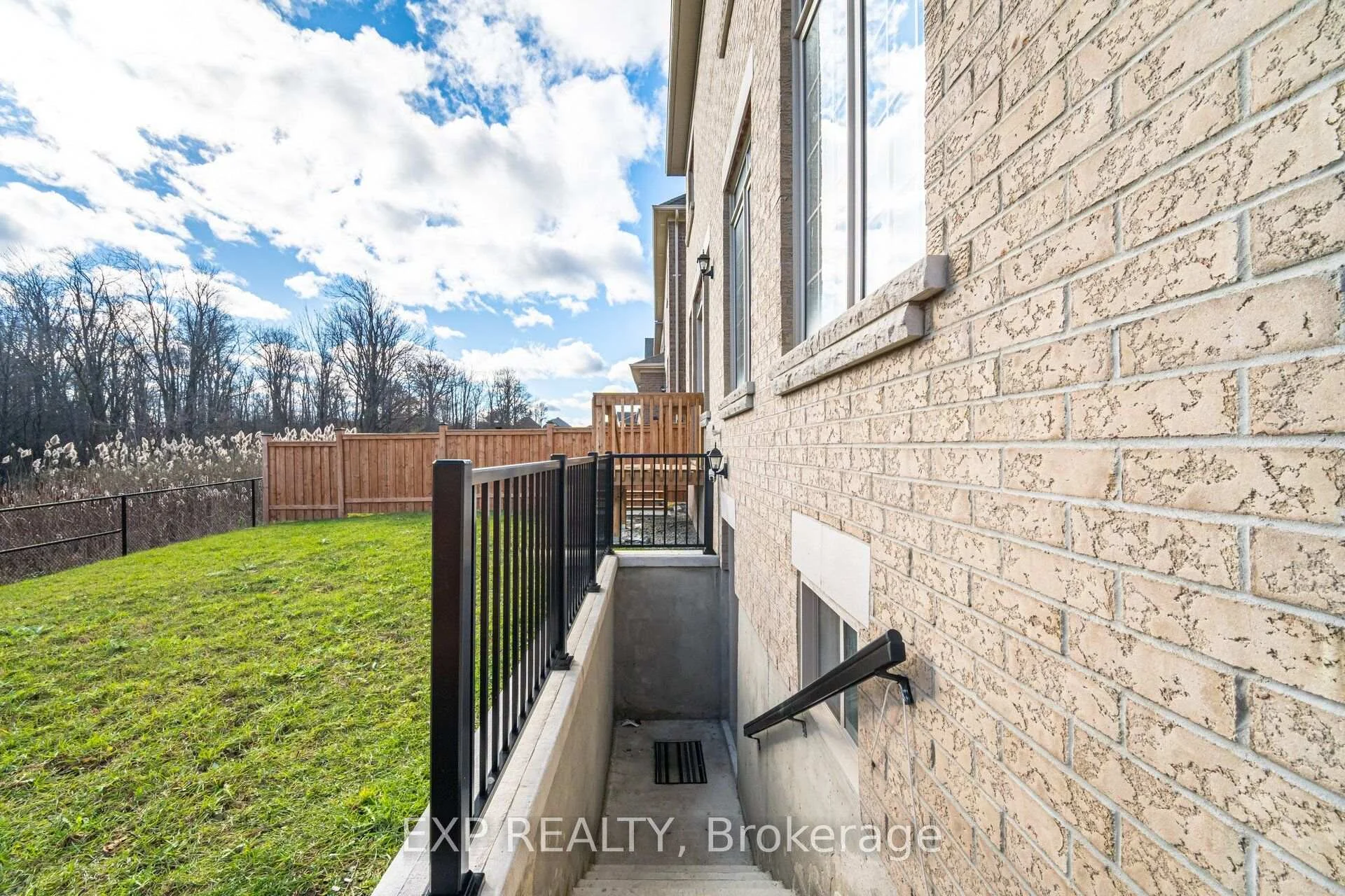 Photo 14 of Unit Basement, 91 Clockwork Drive, Brampton, Northwest Brampton — HOMEH