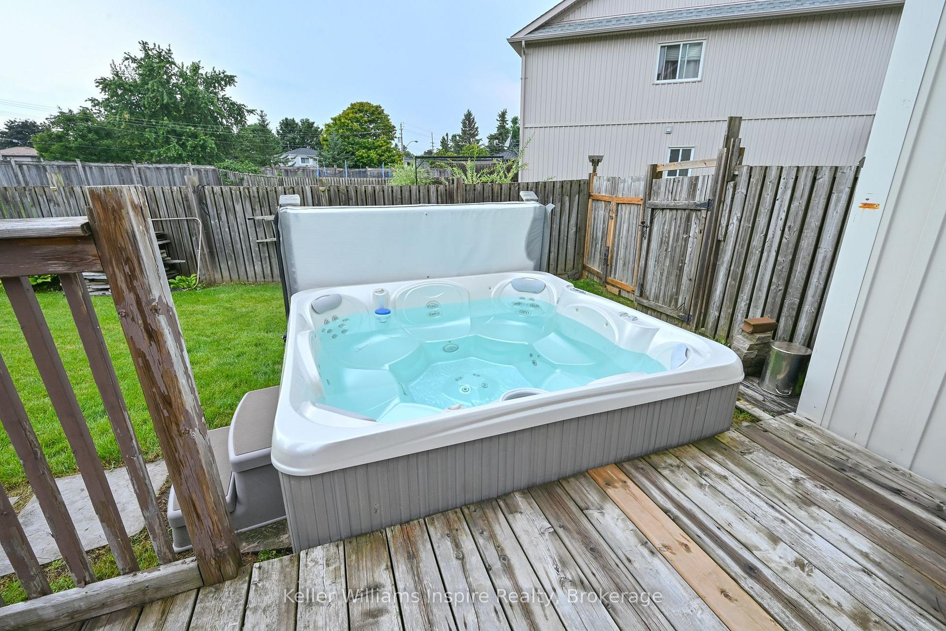 Photo 4 of 352 Orvis Crescent, Shelburne — HOMEH