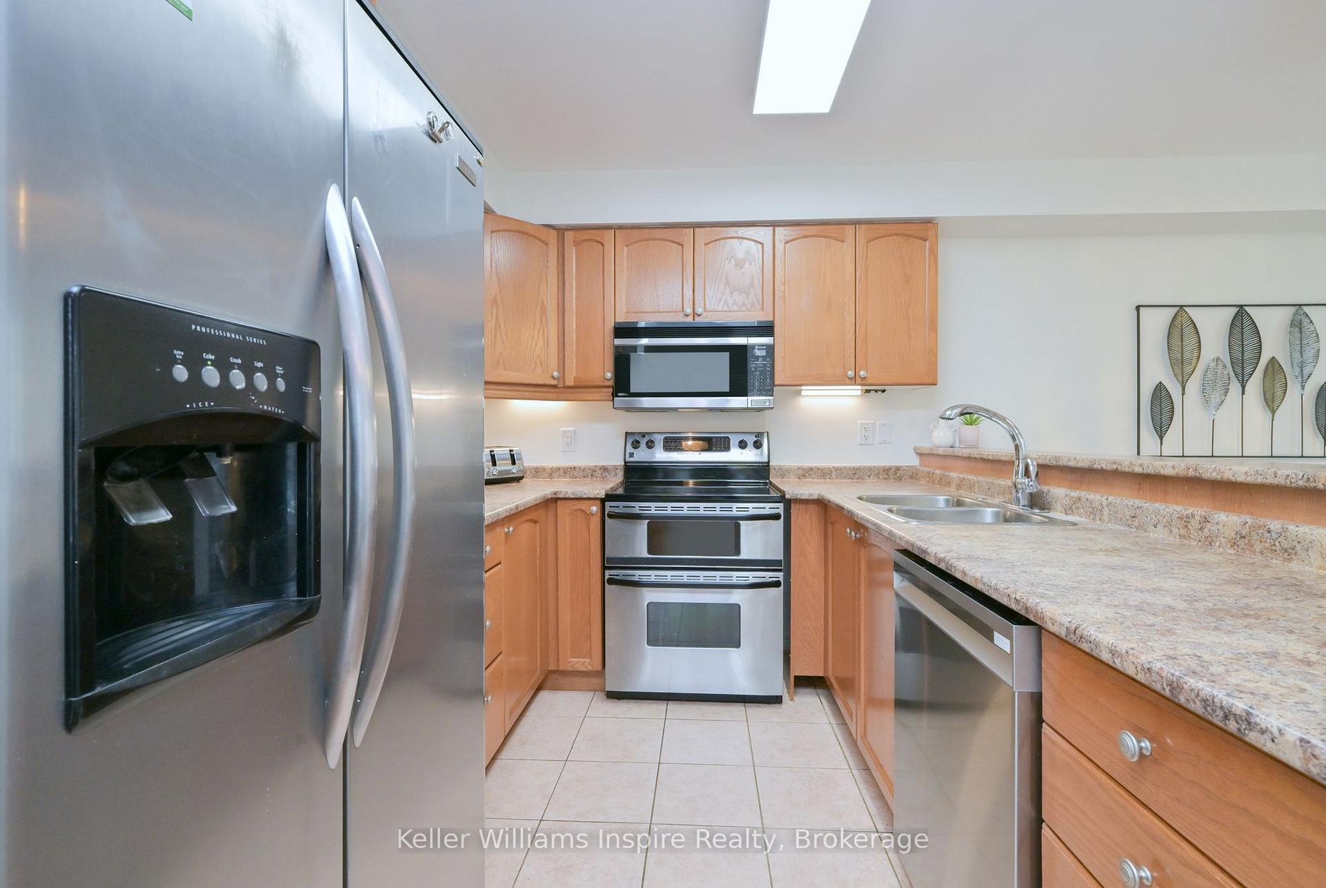 Photo 16 of 352 Orvis Crescent, Shelburne — HOMEH