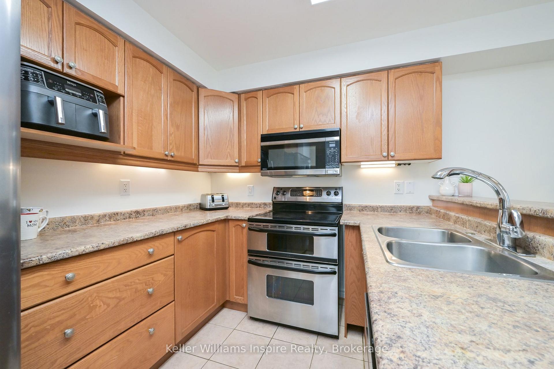 Photo 17 of 352 Orvis Crescent, Shelburne — HOMEH