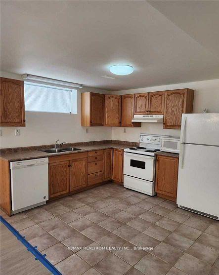 Photo 5 of Unit Bsmnt, 49 Hanmer Street, Barrie, East Bayfield — HOMEH