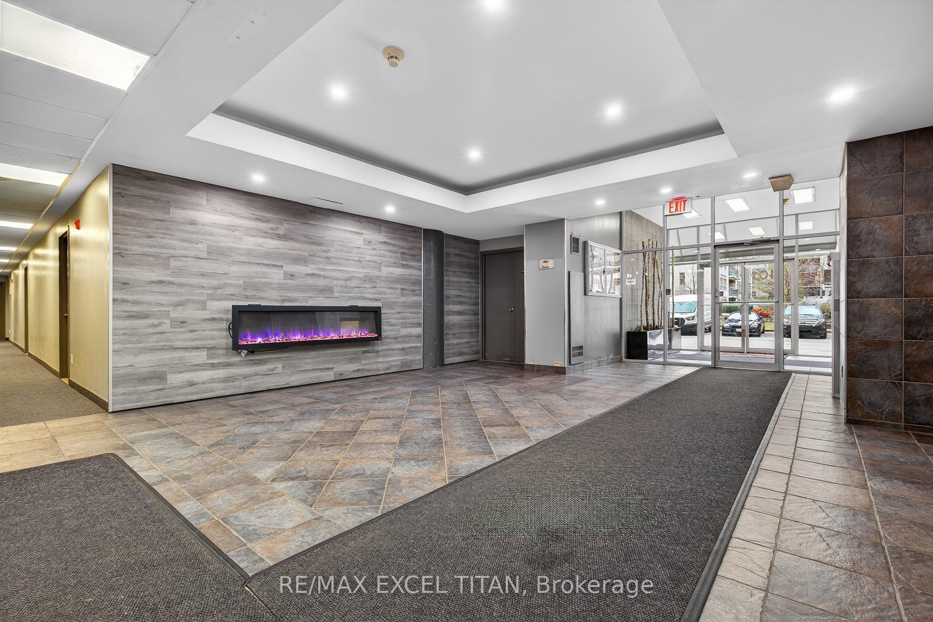 Photo 2 of Unit 607, 1401 Dupont Street, Toronto, Dovercourt-Wallace Emerson-Junction — HOMEH
