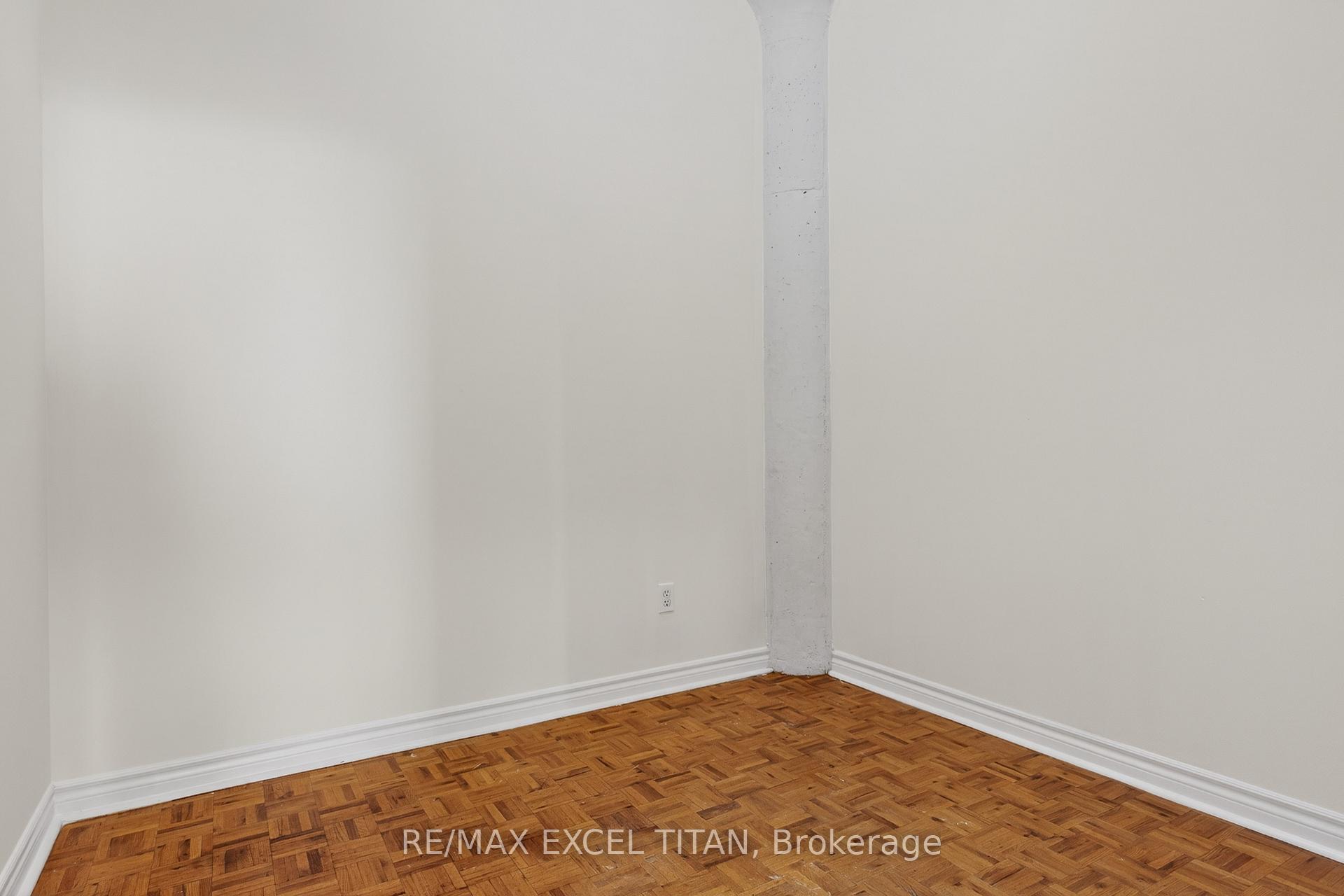 Photo 9 of Unit 607, 1401 Dupont Street, Toronto, Dovercourt-Wallace Emerson-Junction — HOMEH