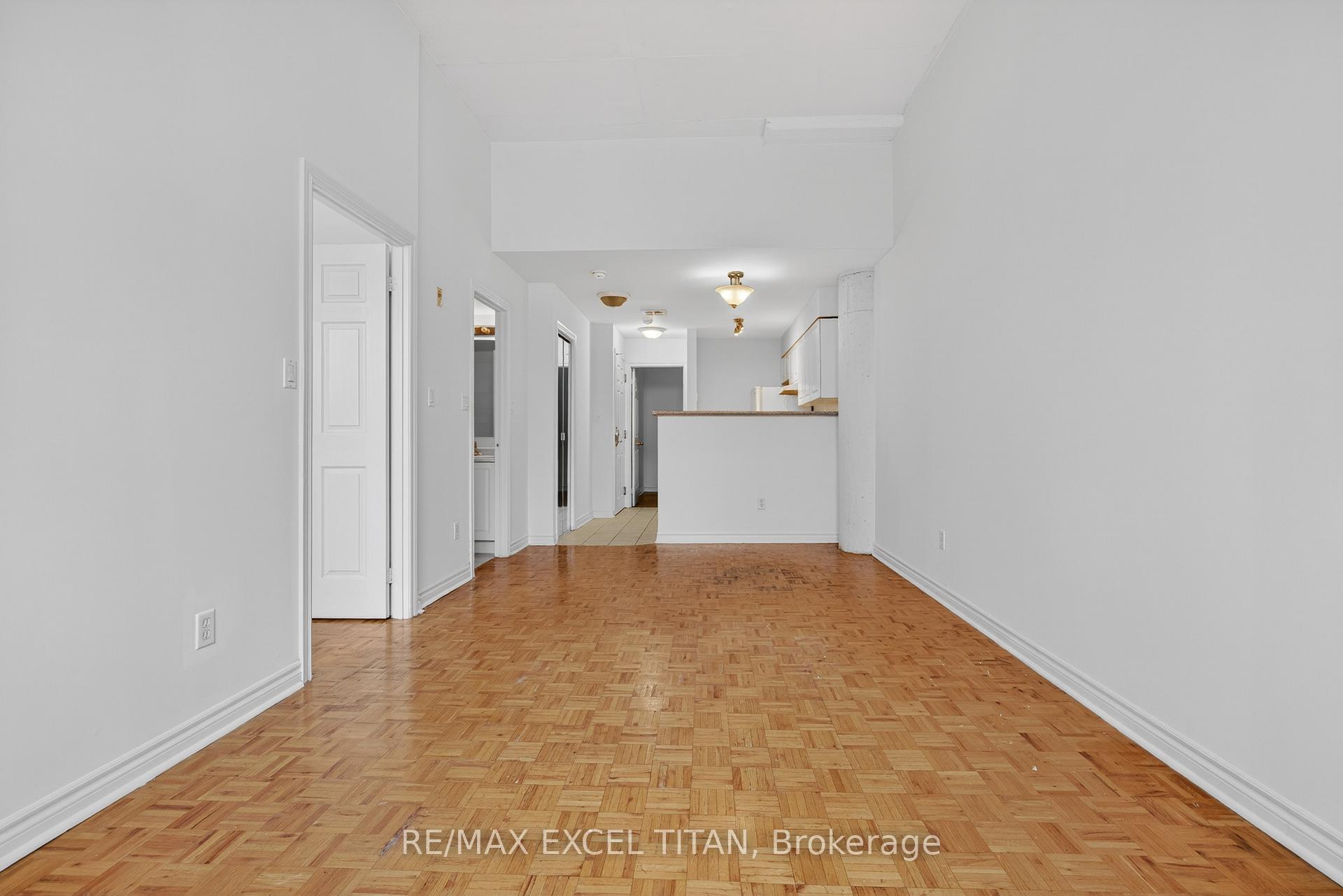 Photo 15 of Unit 607, 1401 Dupont Street, Toronto, Dovercourt-Wallace Emerson-Junction — HOMEH