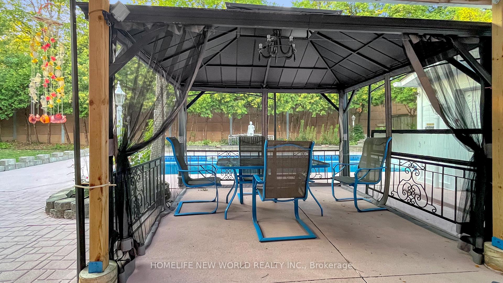 Photo 11 of 14 Madrid Crescent, Brampton, Central Park — HOMEH