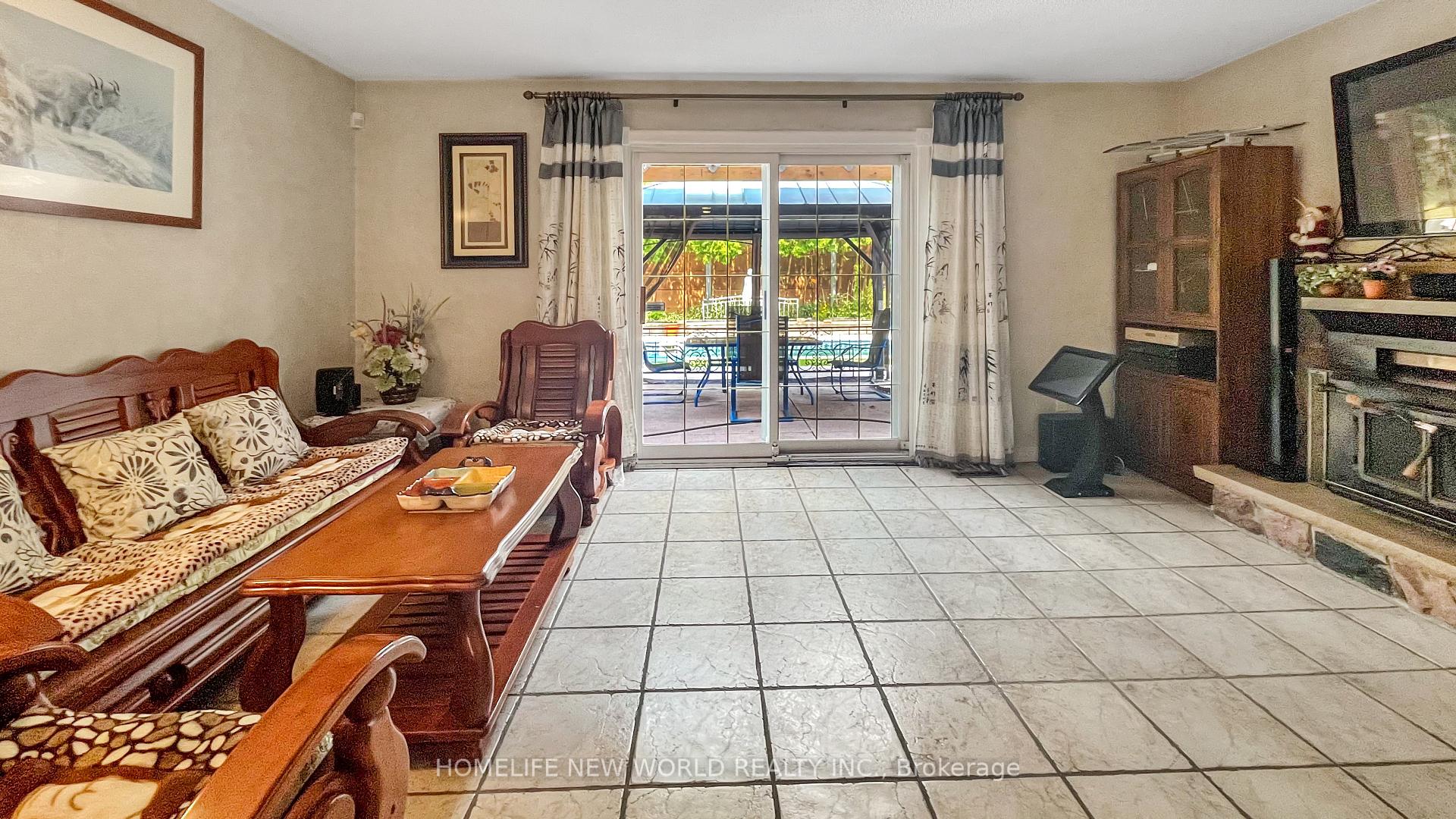 Photo 25 of 14 Madrid Crescent, Brampton, Central Park — HOMEH