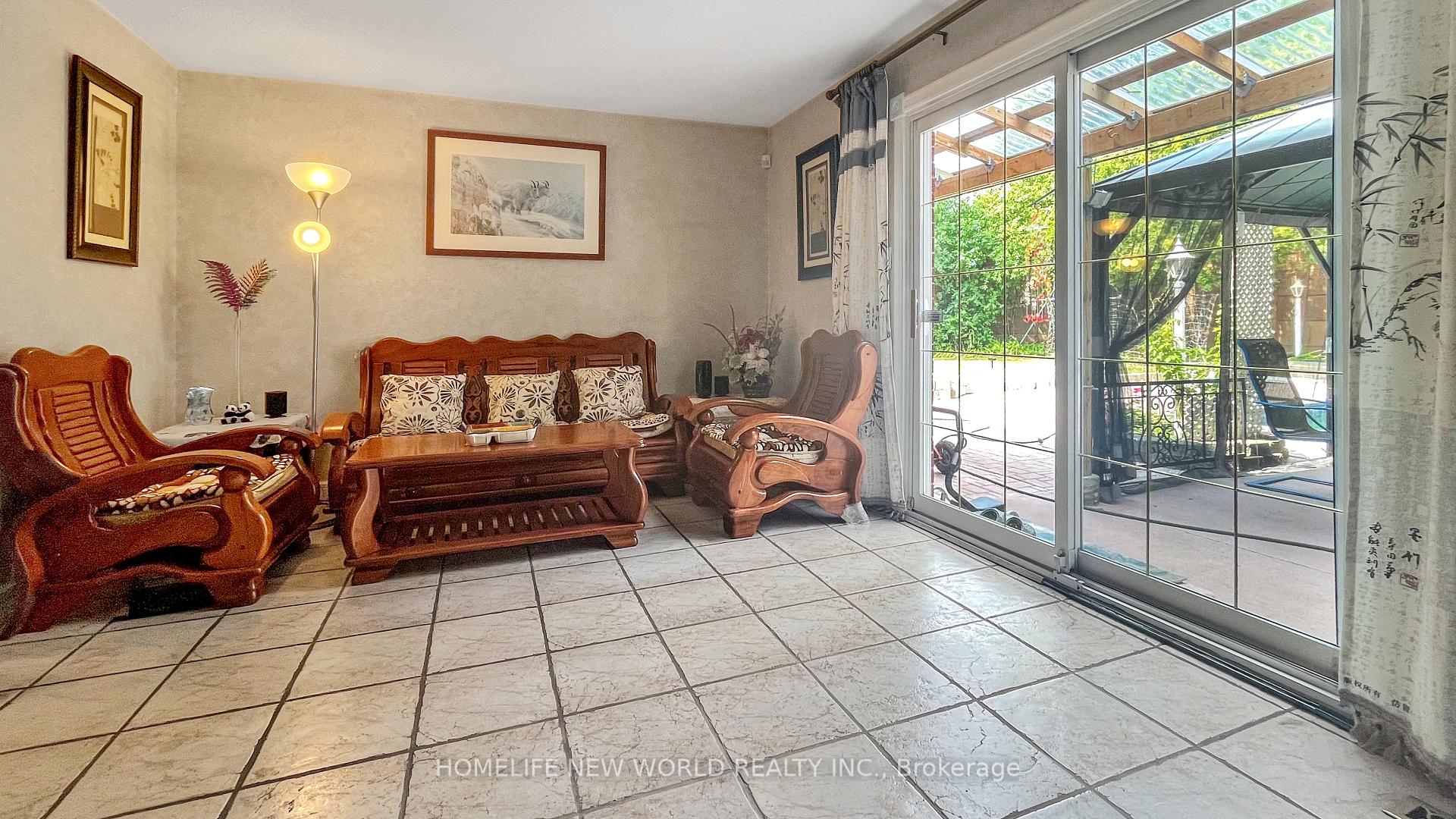Photo 27 of 14 Madrid Crescent, Brampton, Central Park — HOMEH