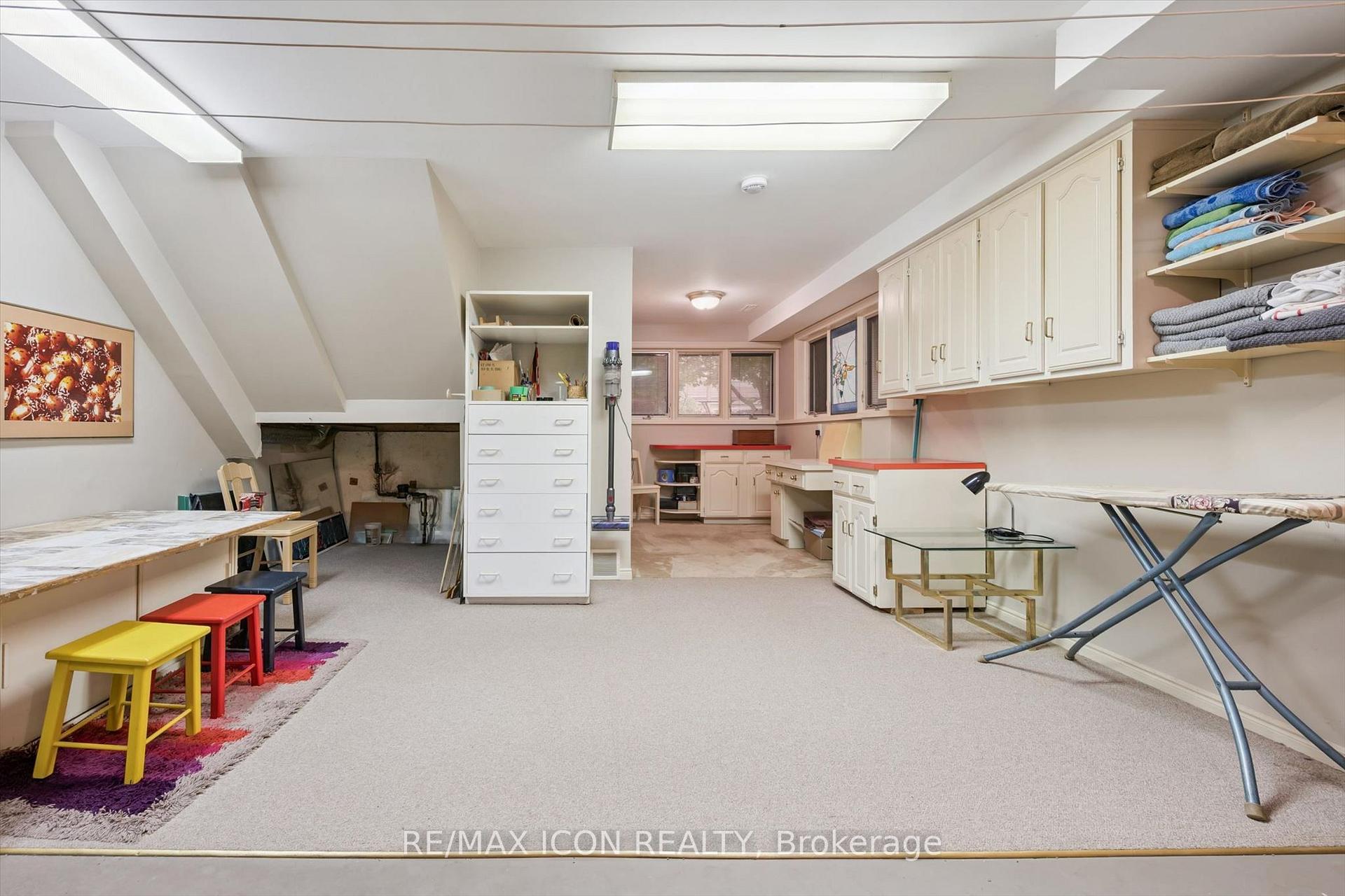 Photo 34 of 30 Shuh Avenue, Kitchener, Stanley Park — HOMEH
