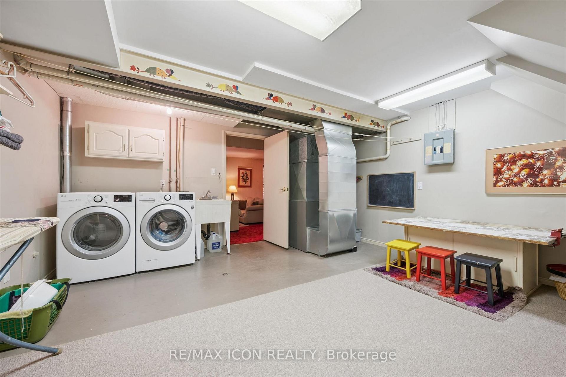 Photo 35 of 30 Shuh Avenue, Kitchener, Stanley Park — HOMEH