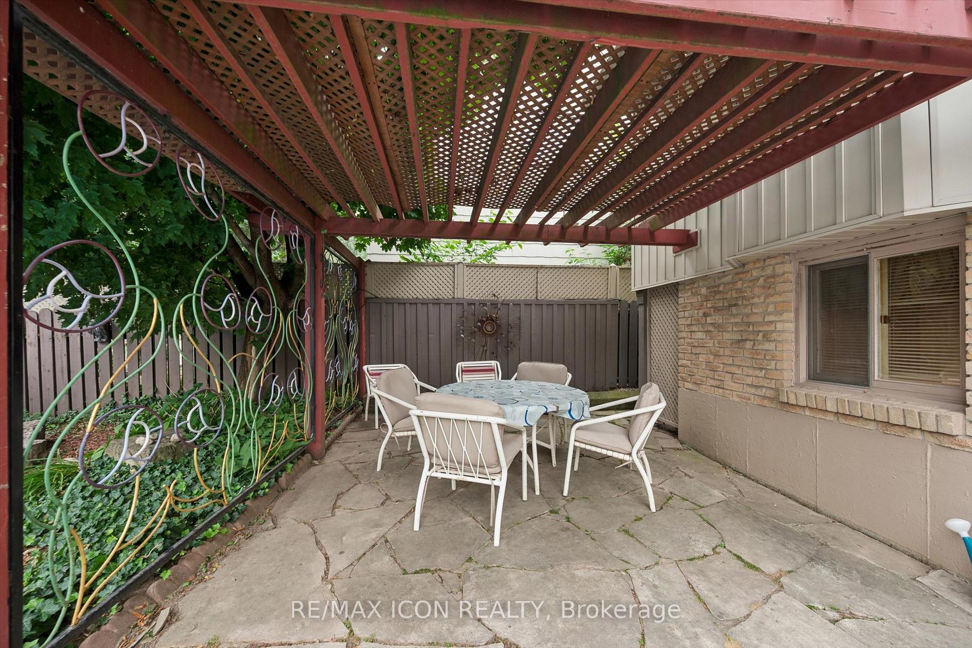 Photo 39 of 30 Shuh Avenue, Kitchener, Stanley Park — HOMEH