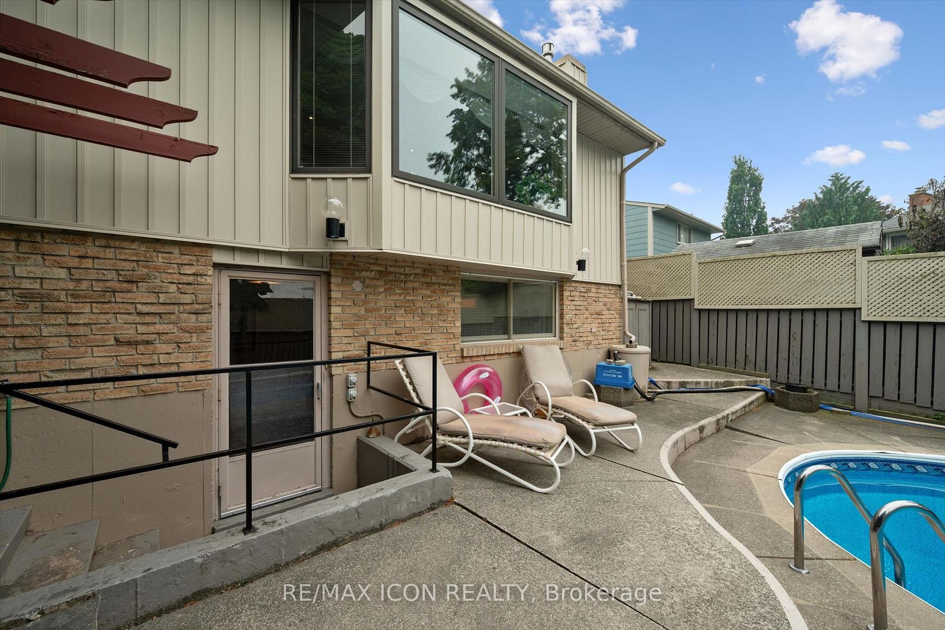 Photo 42 of 30 Shuh Avenue, Kitchener, Stanley Park — HOMEH