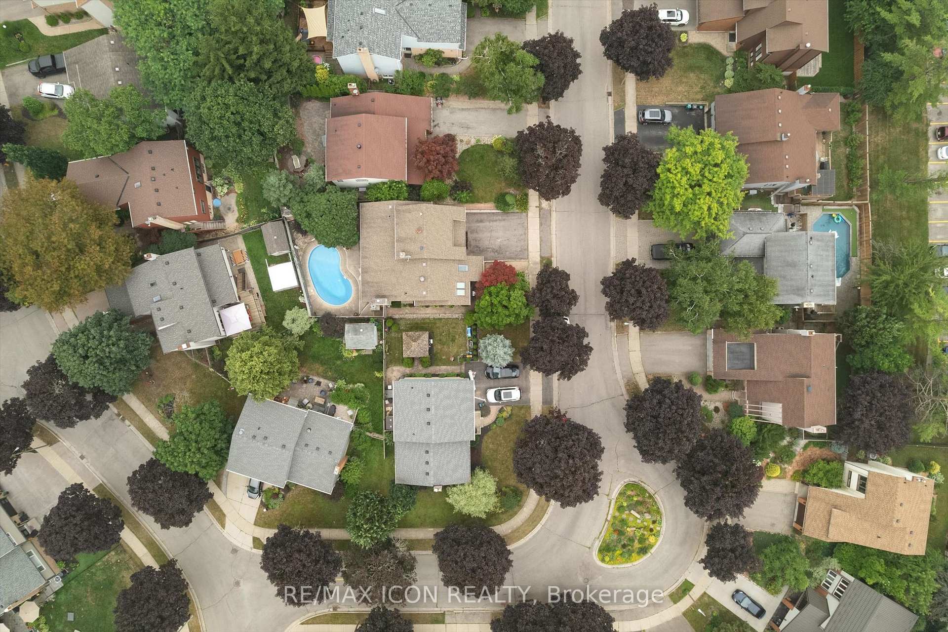 Photo 45 of 30 Shuh Avenue, Kitchener, Stanley Park — HOMEH
