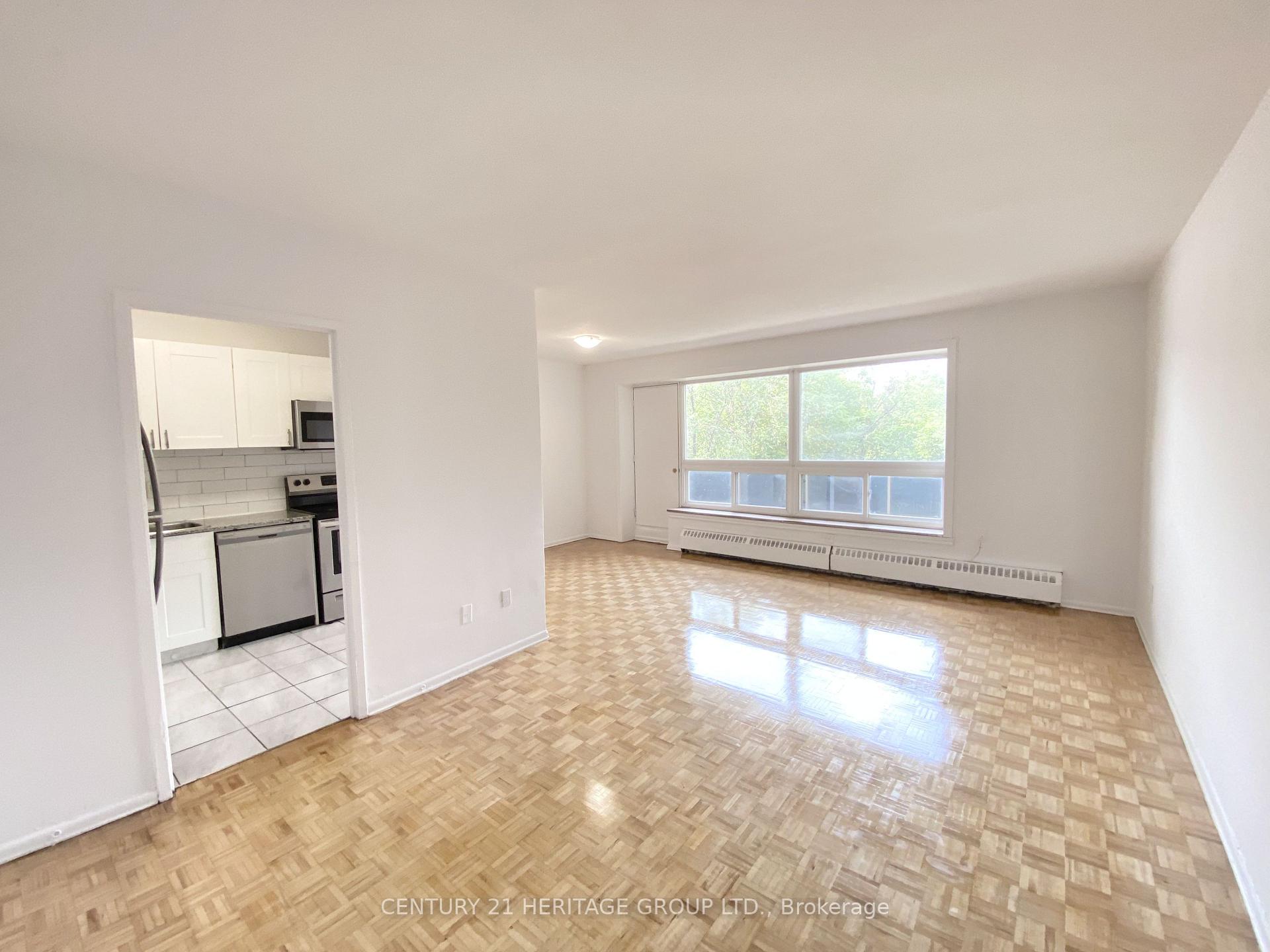 Photo 2 of Unit 206, 10 Garfella Drive, Etobicoke, Mount Olive-Silverstone-Jamestown — HOMEH