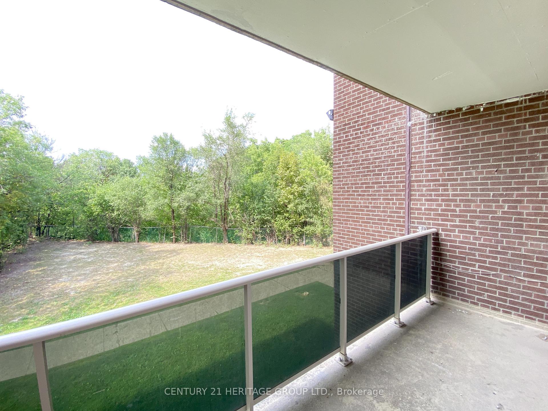 Photo 5 of Unit 206, 10 Garfella Drive, Etobicoke, Mount Olive-Silverstone-Jamestown — HOMEH