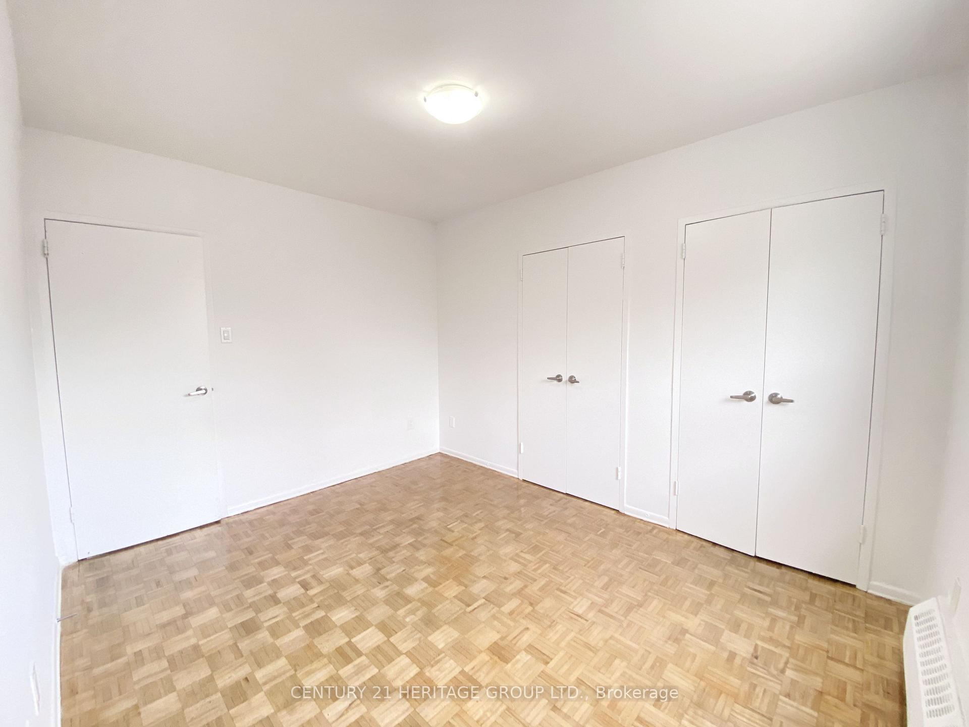 Photo 9 of Unit 206, 10 Garfella Drive, Etobicoke, Mount Olive-Silverstone-Jamestown — HOMEH