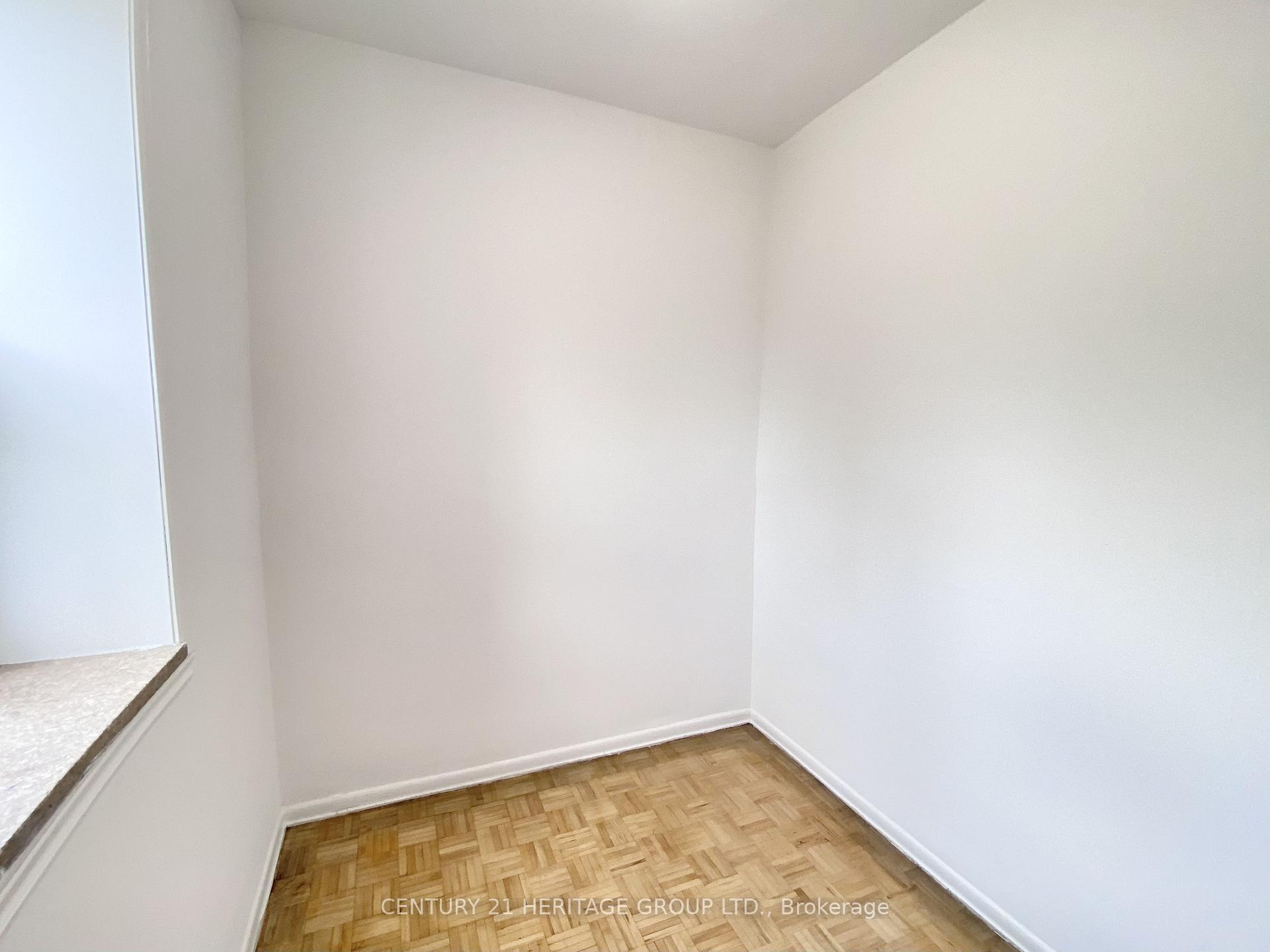 Photo 11 of Unit 206, 10 Garfella Drive, Etobicoke, Mount Olive-Silverstone-Jamestown — HOMEH
