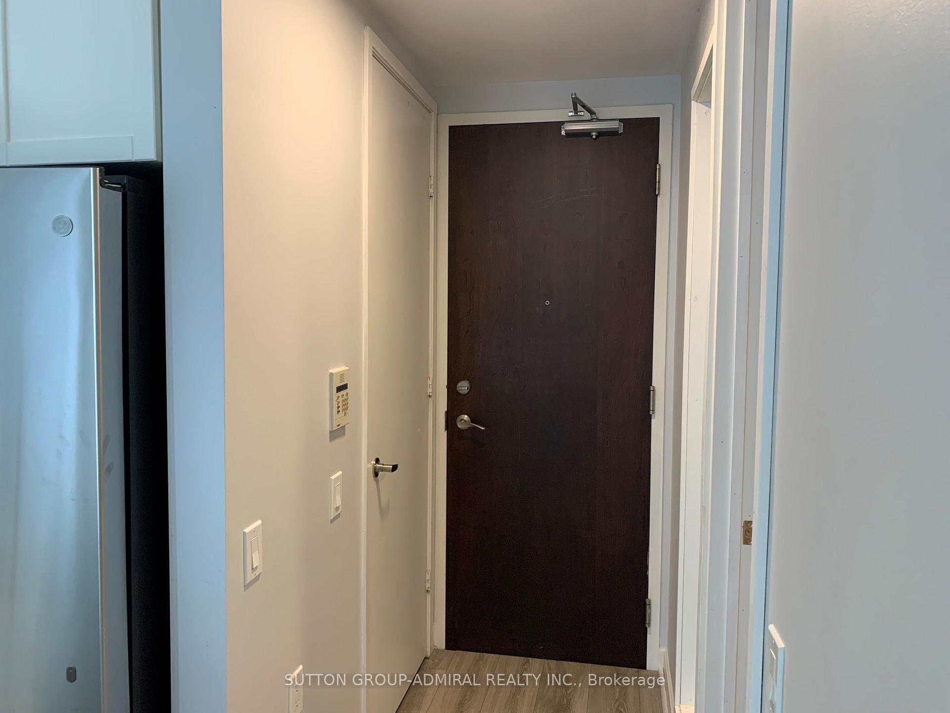 Photo 4 of Unit 1913, 85 Bloor Street E, Toronto, Church-Yonge Corridor — HOMEH