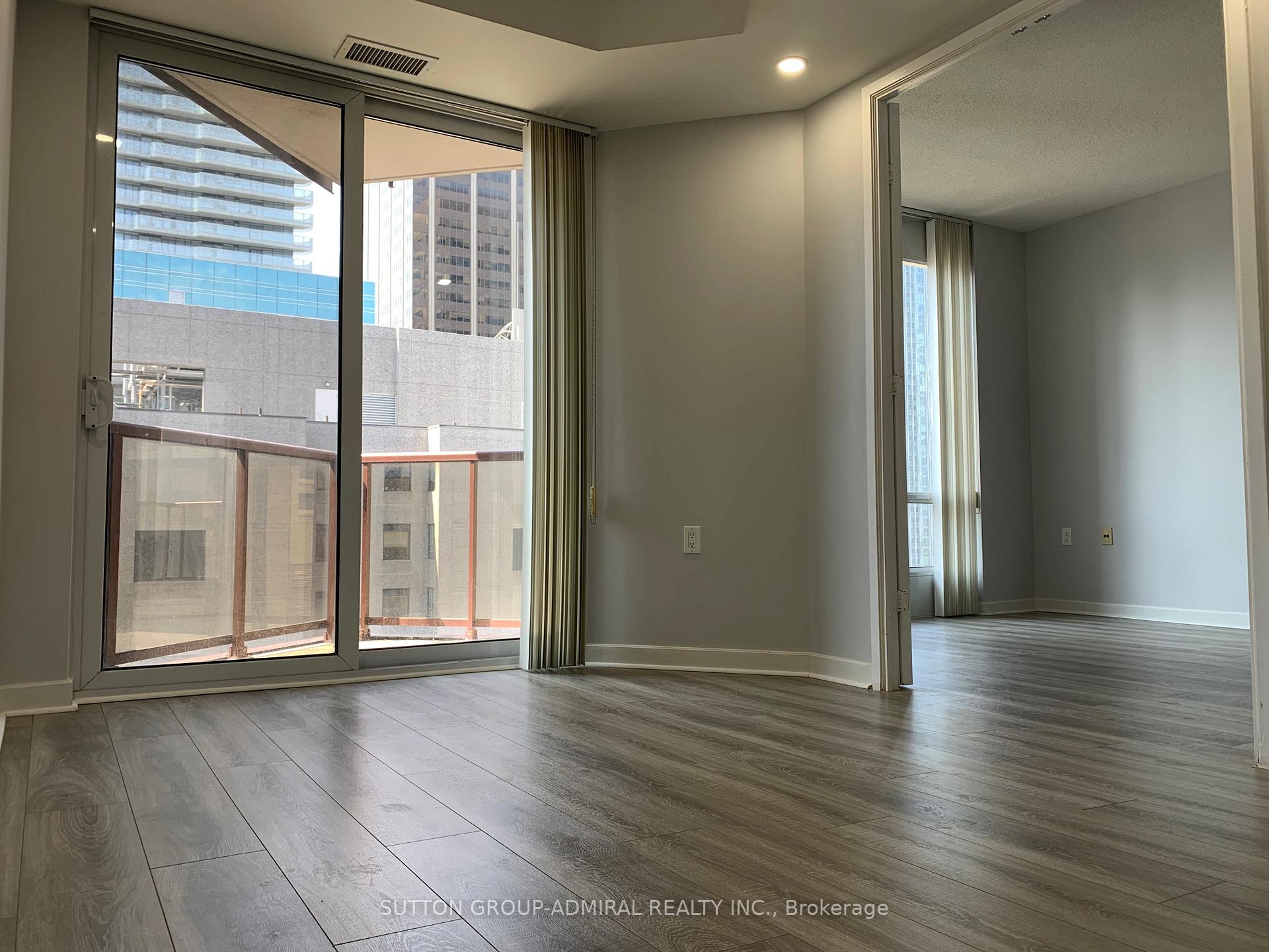 Photo 8 of Unit 1913, 85 Bloor Street E, Toronto, Church-Yonge Corridor — HOMEH