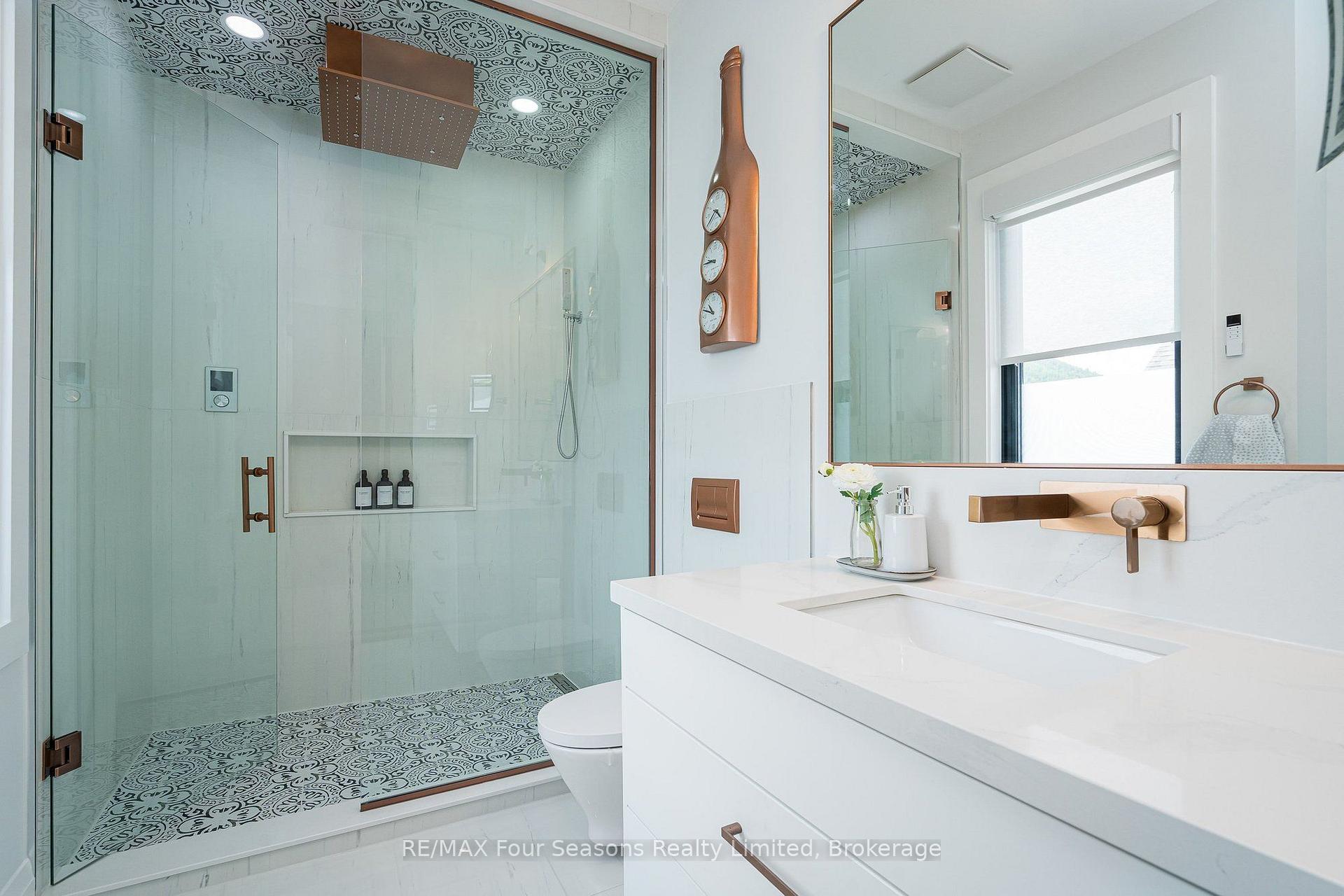 Photo 18 of 118 Barton Boulevard, Blue Mountains — HOMEH