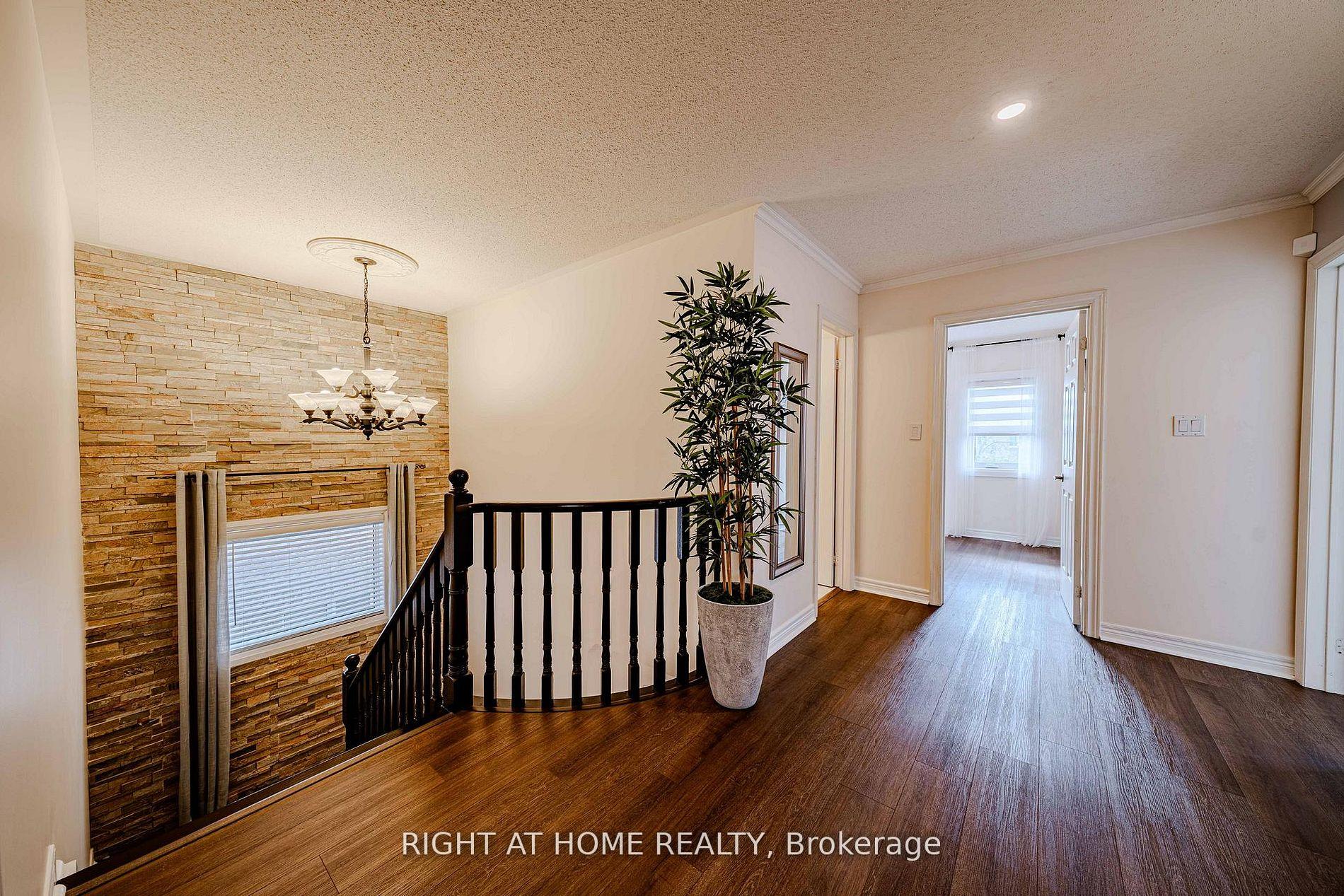 Photo 20 of 111 Forecastle Road, Vaughan, Patterson — HOMEH