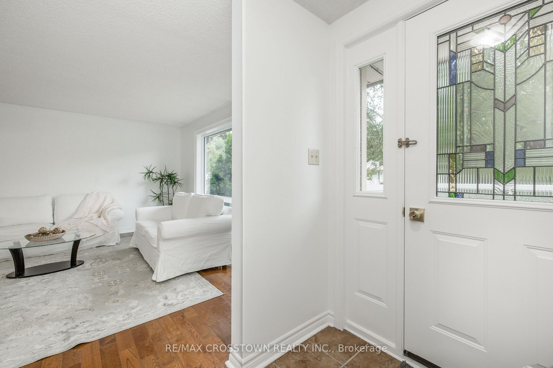 Photo 3 of 92 Tecumseth Pines Drive, New Tecumseth, Rural New Tecumseth — HOMEH