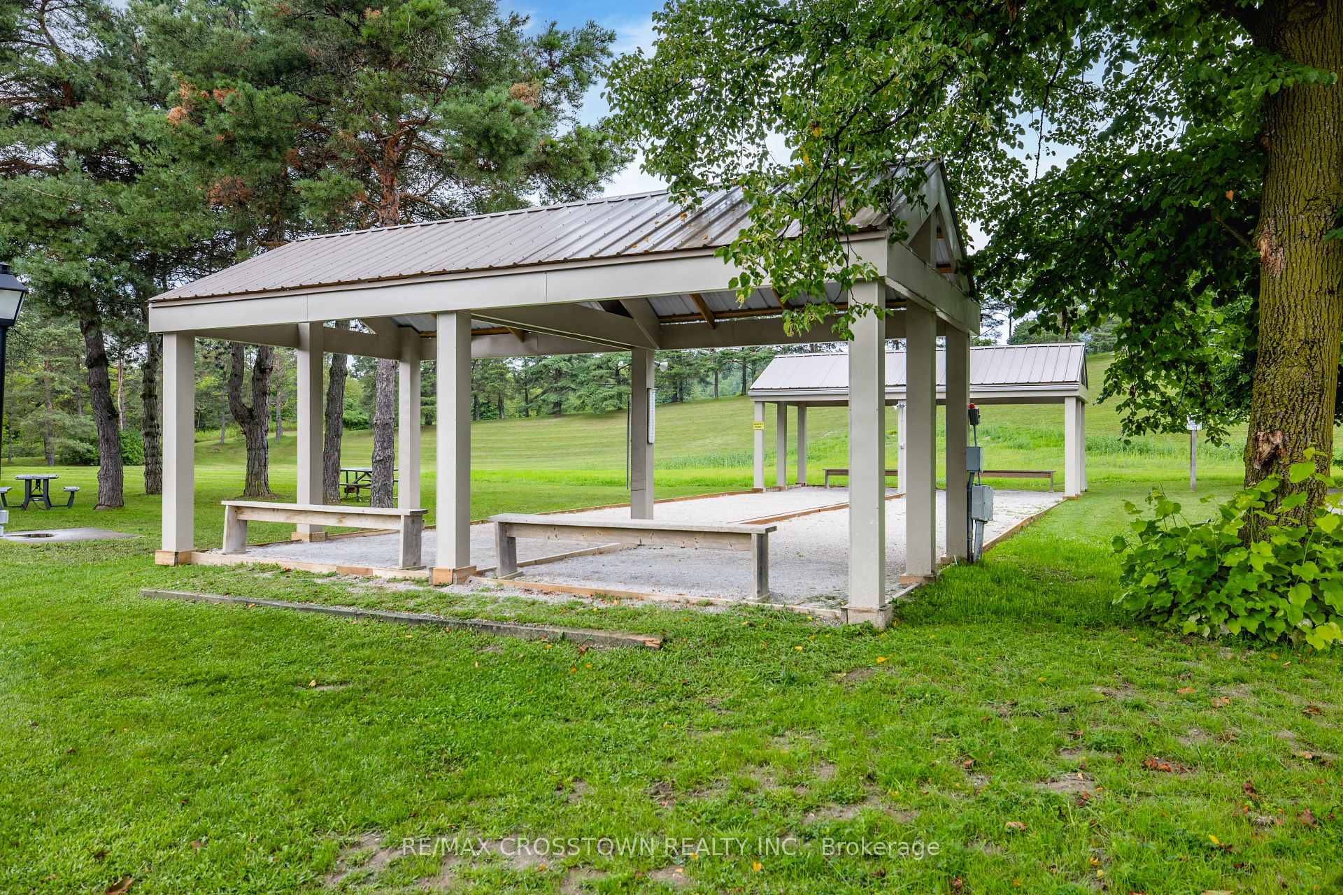 Photo 35 of 92 Tecumseth Pines Drive, New Tecumseth, Rural New Tecumseth — HOMEH