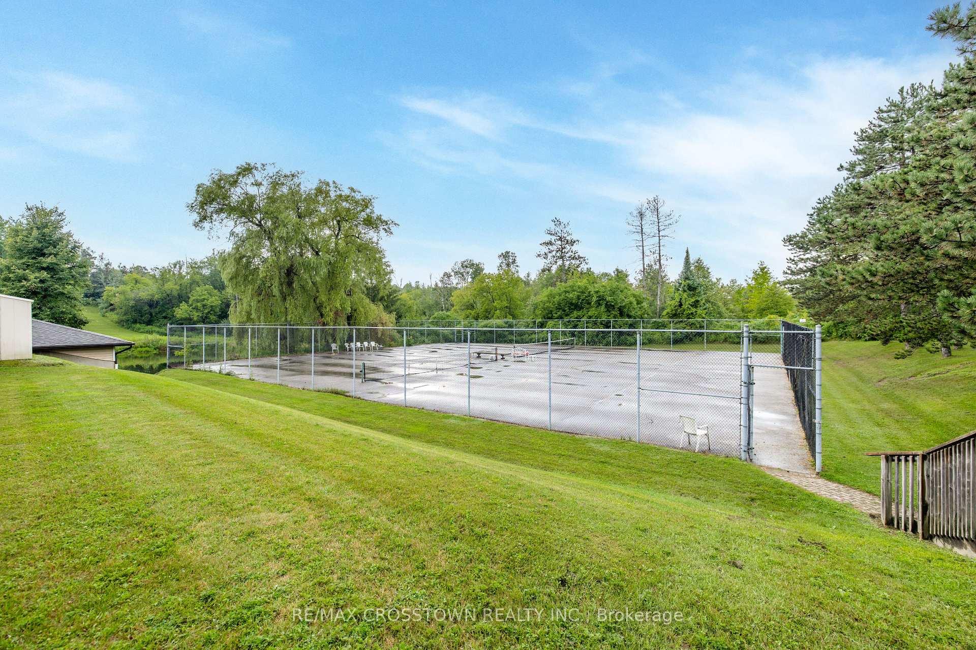 Photo 40 of 92 Tecumseth Pines Drive, New Tecumseth, Rural New Tecumseth — HOMEH
