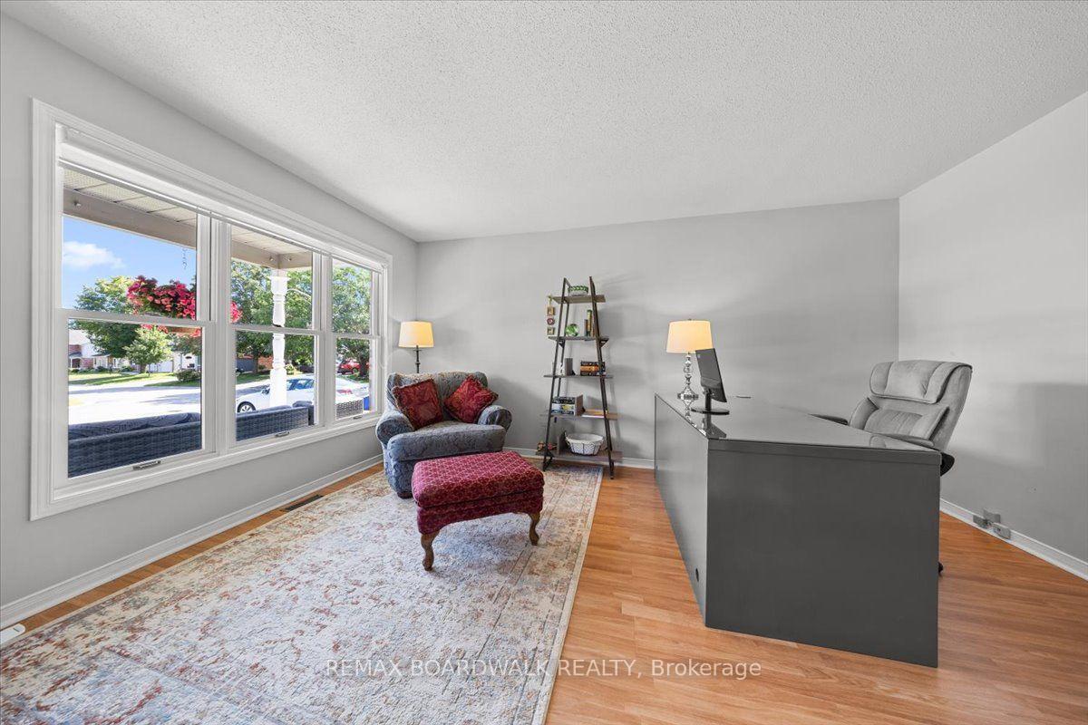Photo 6 of 17 Shipley Crescent, Ottawa, Stittsville (Central) — HOMEH