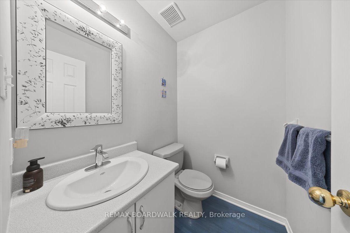 Photo 10 of 17 Shipley Crescent, Ottawa, Stittsville (Central) — HOMEH
