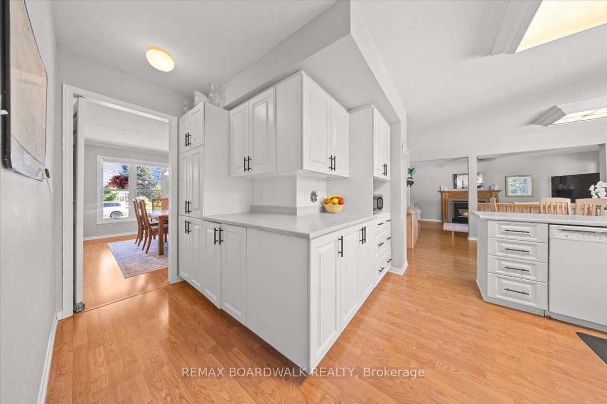 Photo 16 of 17 Shipley Crescent, Ottawa, Stittsville (Central) — HOMEH
