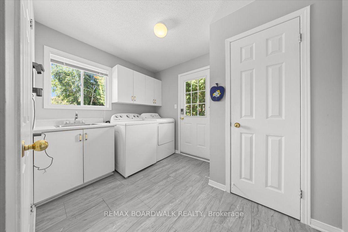 Photo 23 of 17 Shipley Crescent, Ottawa, Stittsville (Central) — HOMEH