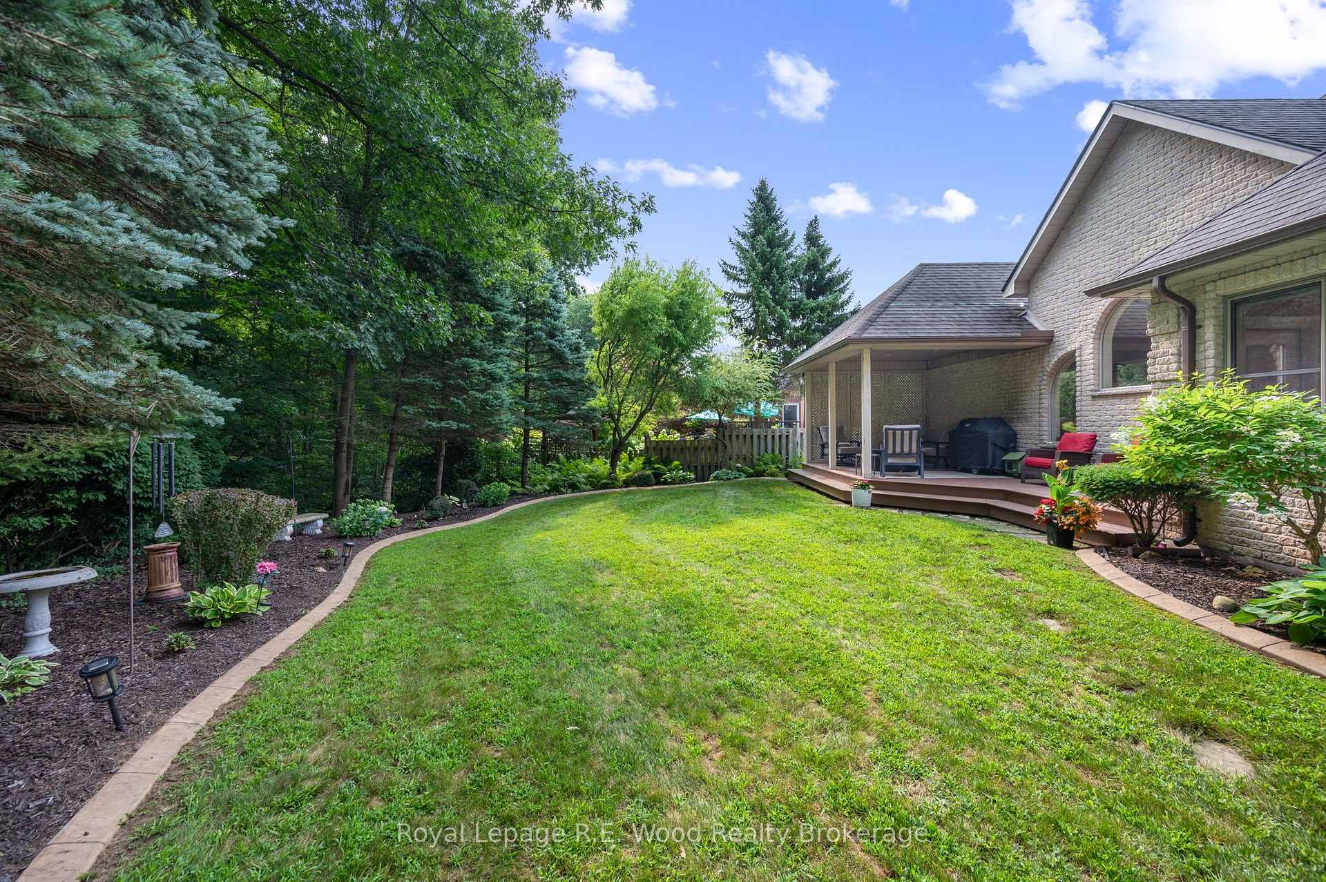 Photo 40 of 2 Whispering Pine Lane, Tillsonburg — HOMEH